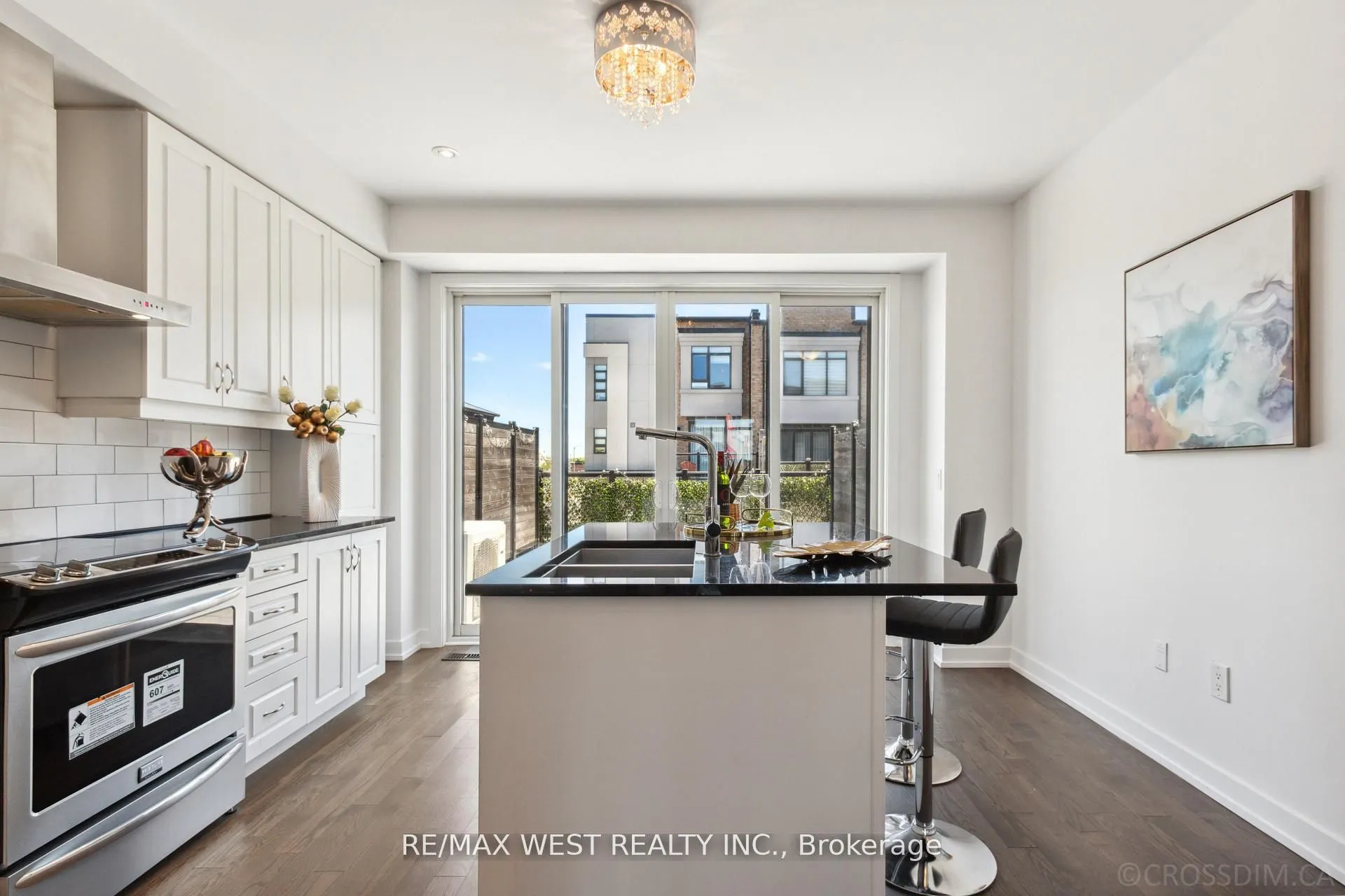 147 Salterton Circle
