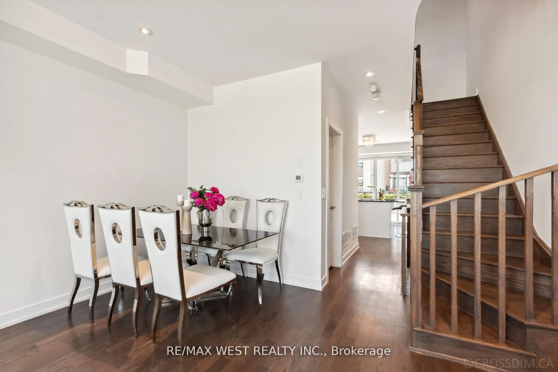 147 Salterton Circle