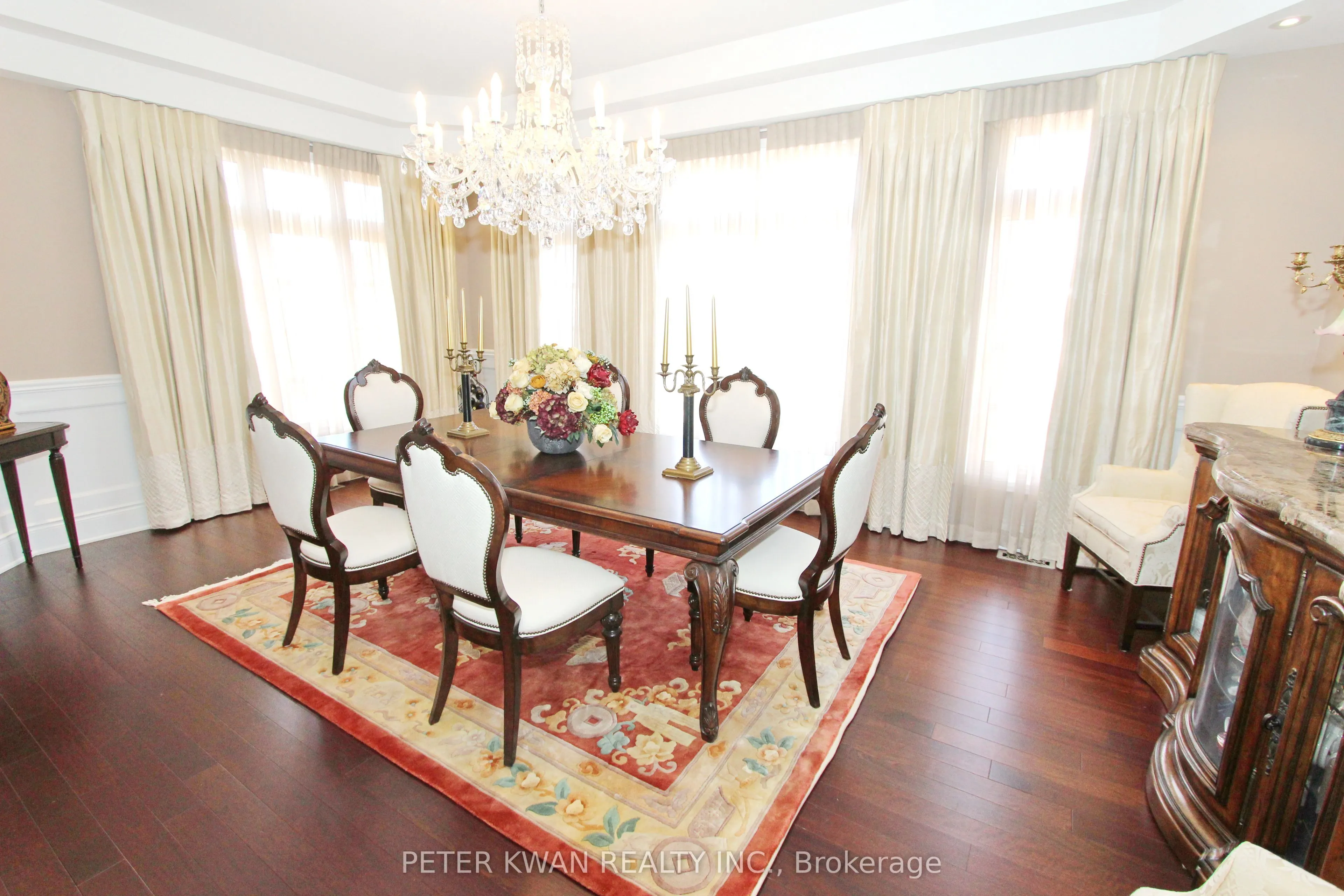 123 Carisbrooke Circle