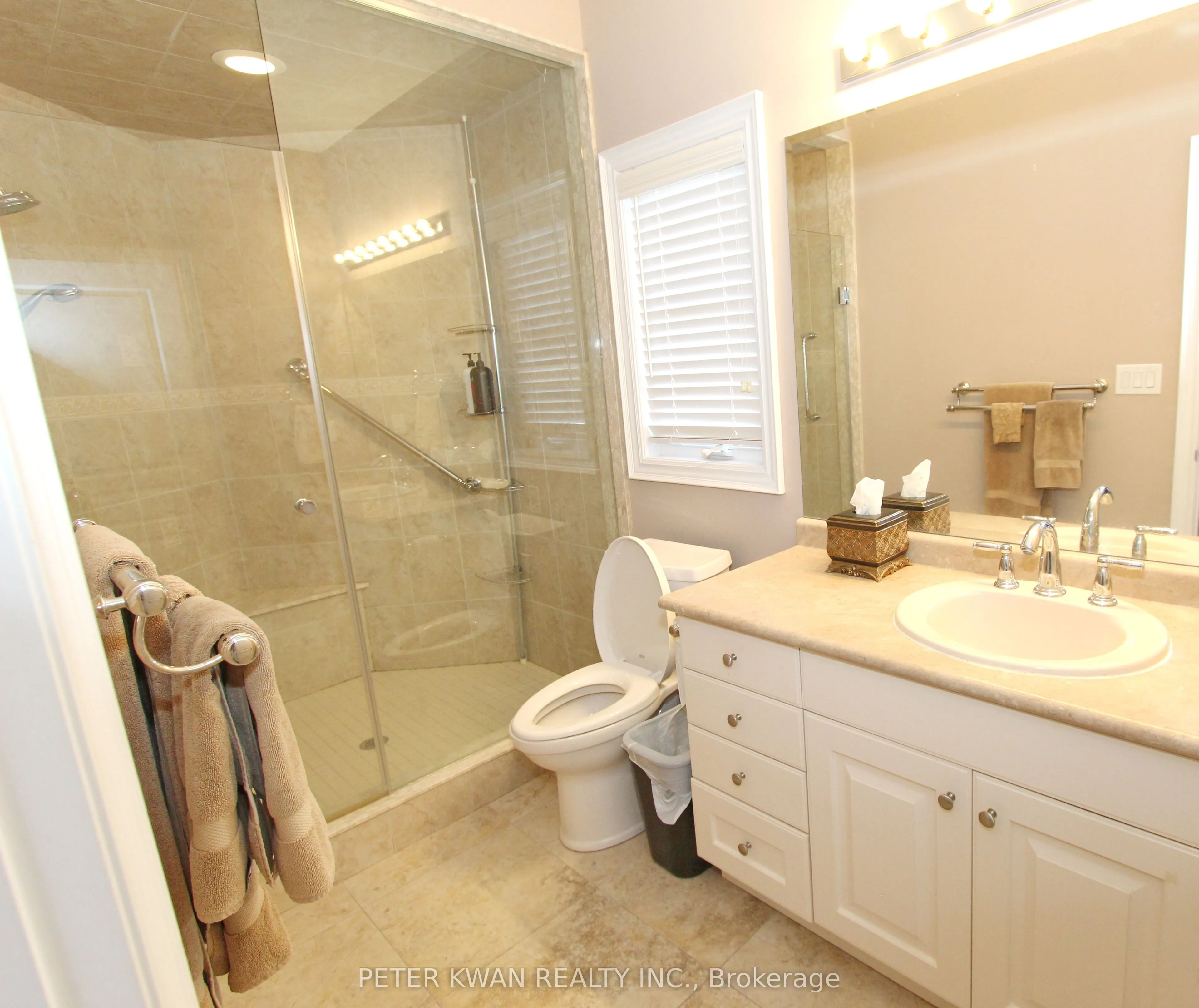 123 Carisbrooke Circle