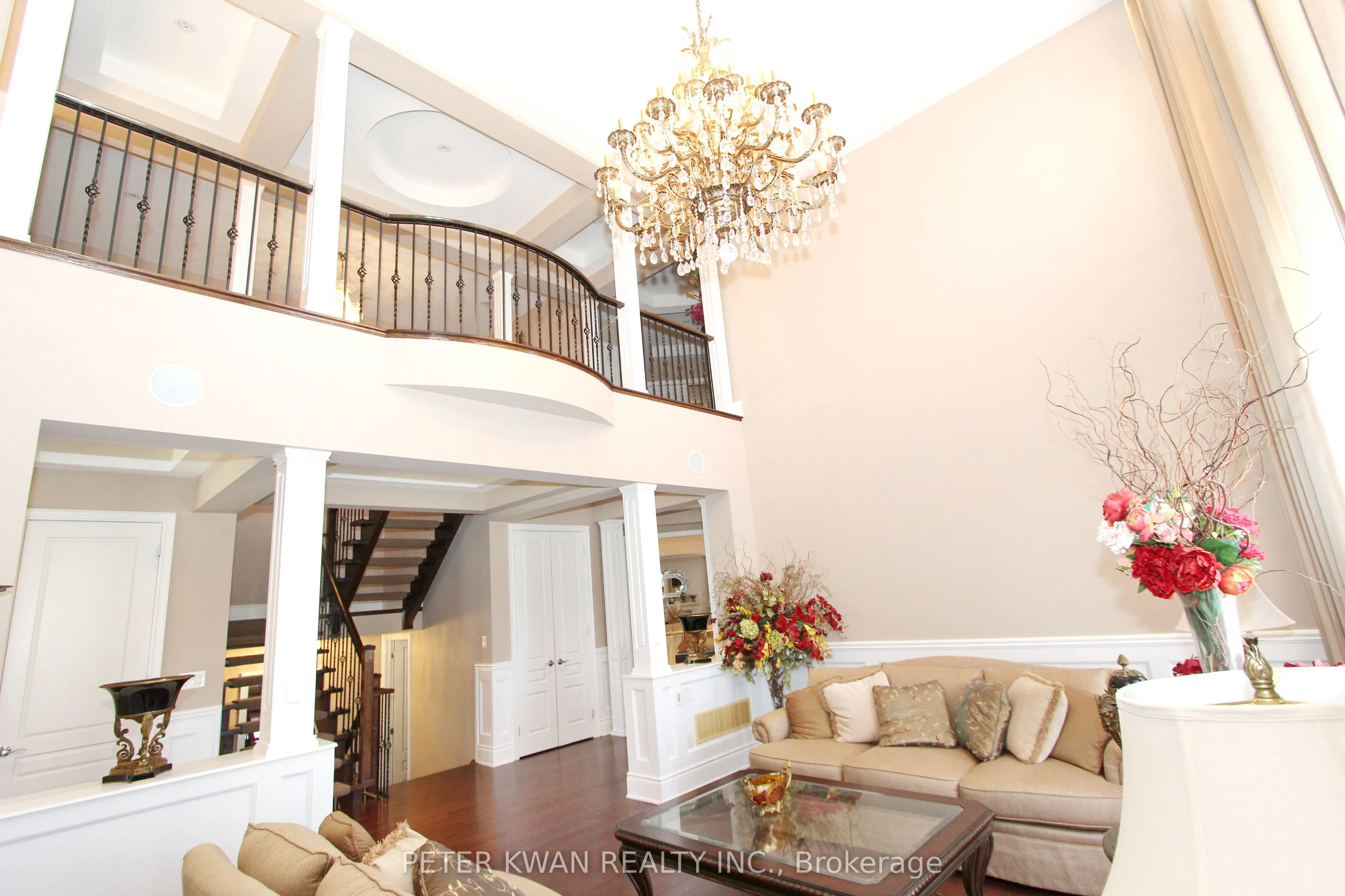 123 Carisbrooke Circle