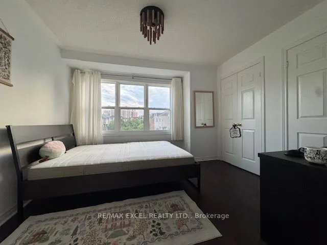 121 Pond Drive, #121