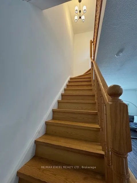 121 Pond Drive, #121