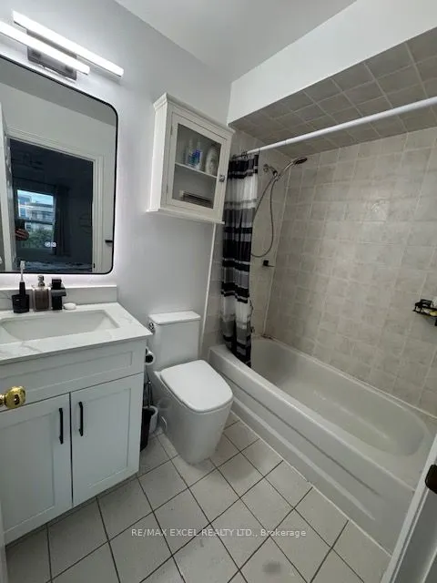121 Pond Drive, #121