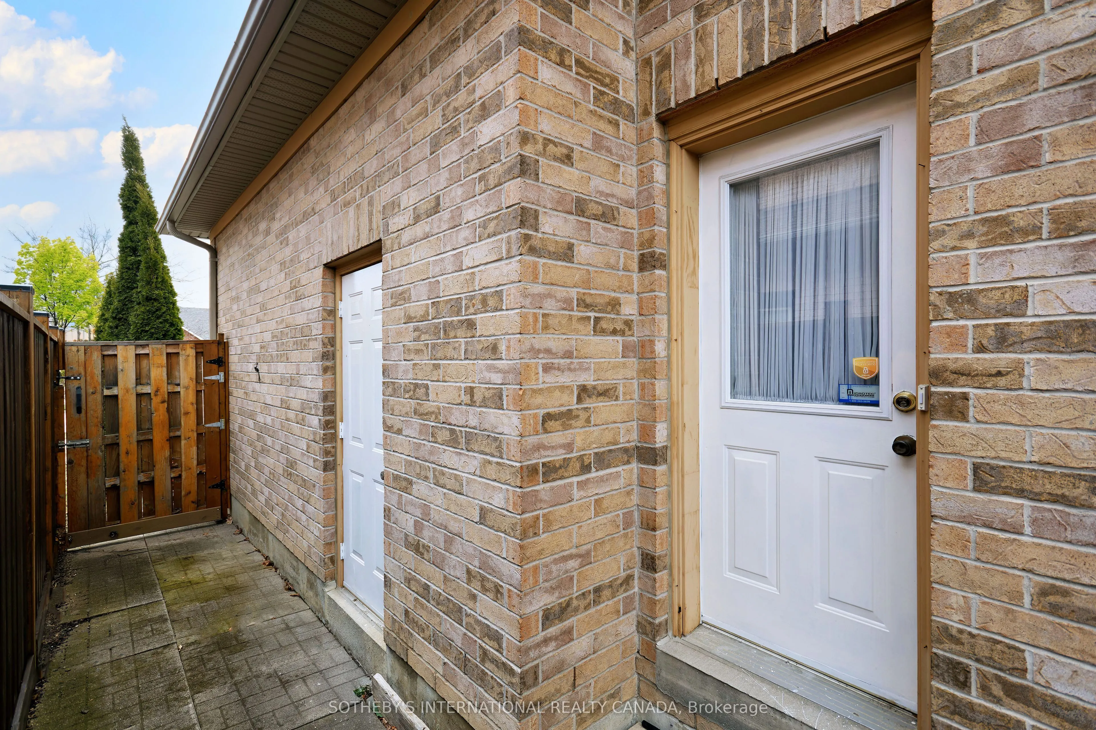 110 Velmar Drive
