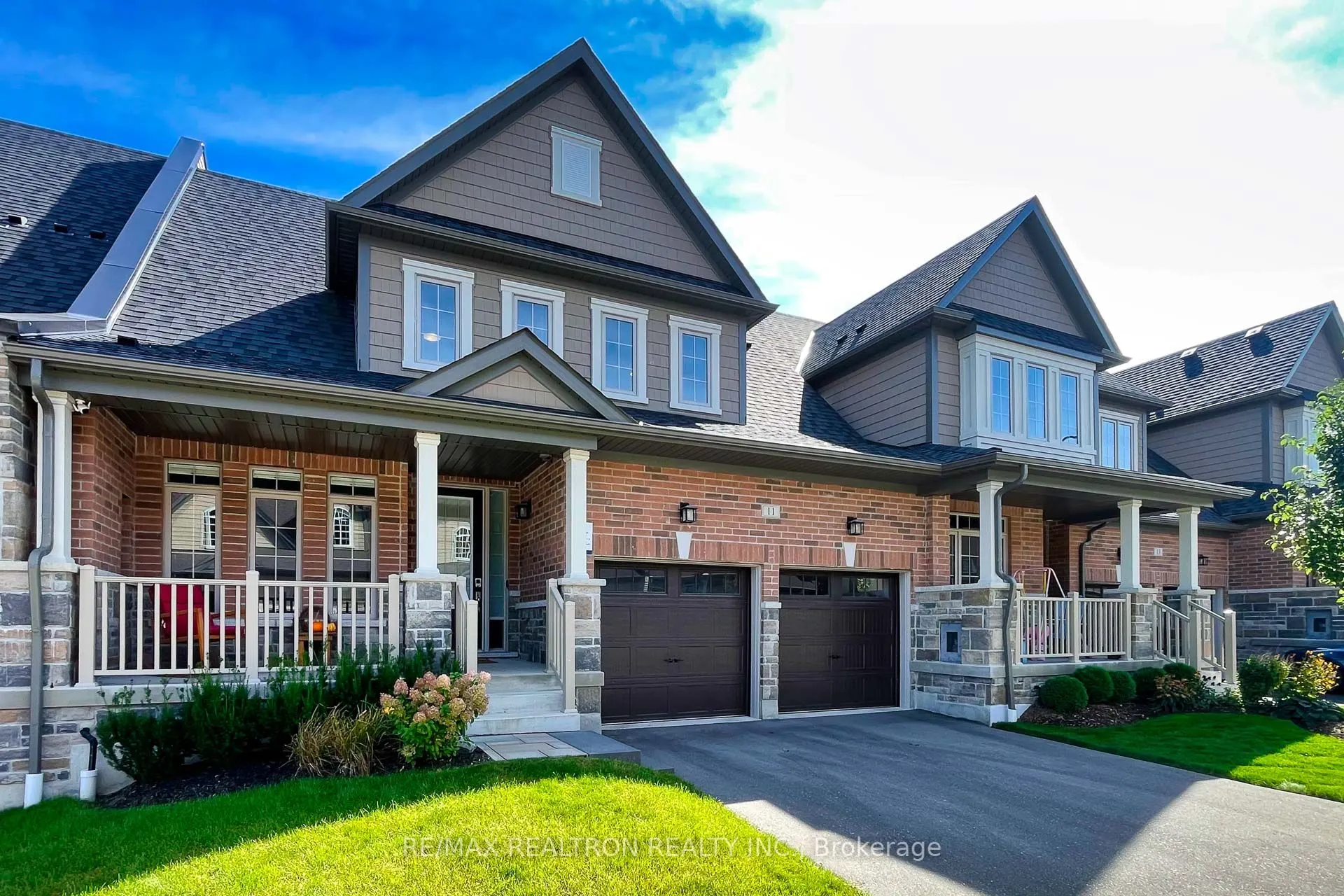 11 Howard Williams Court