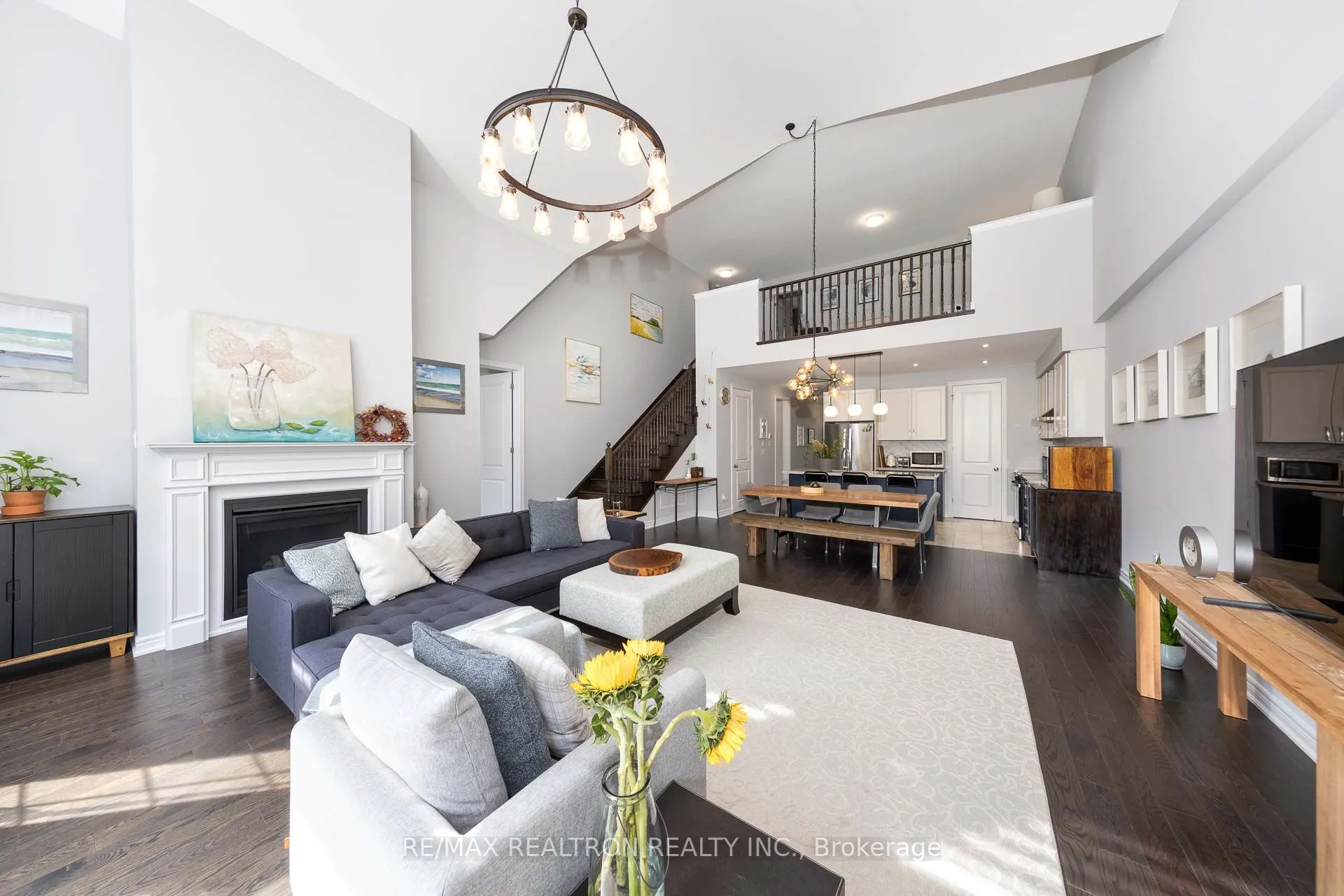 11 Howard Williams Court