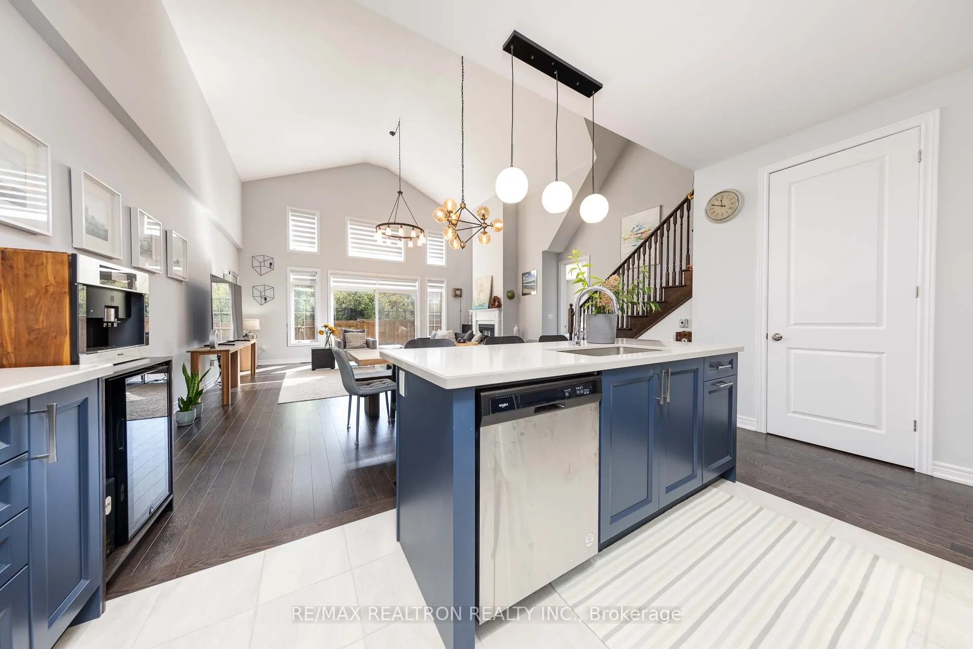 11 Howard Williams Court