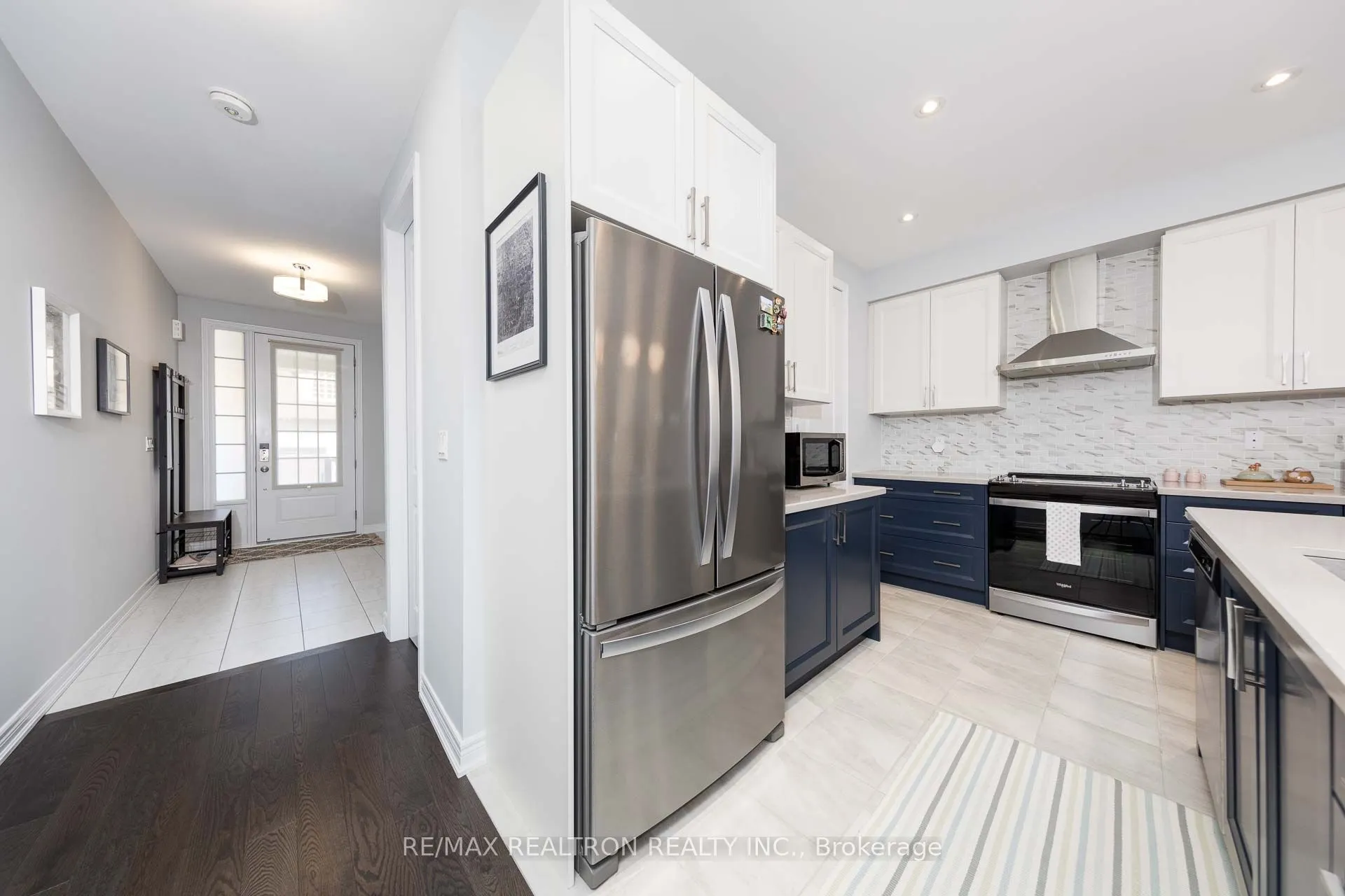 11 Howard Williams Court