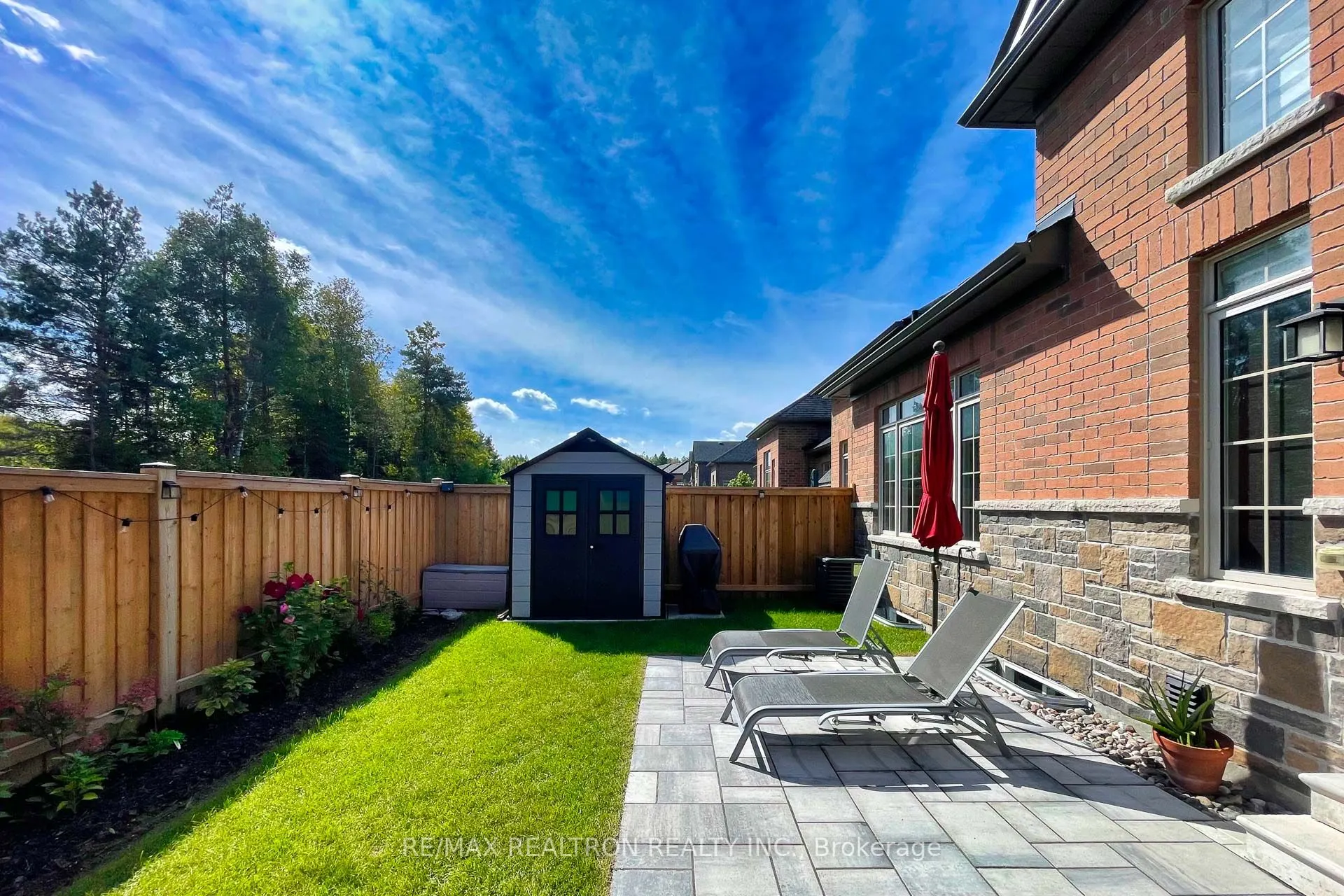 11 Howard Williams Court
