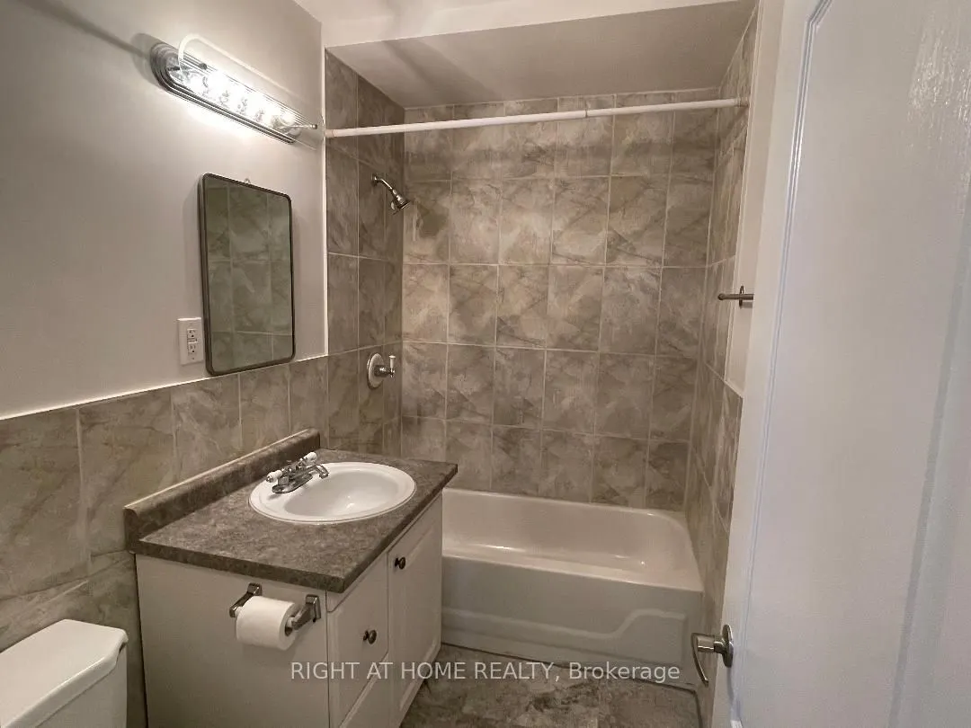 265 Shorecrest Road, #Main floor 1 bedroom unit