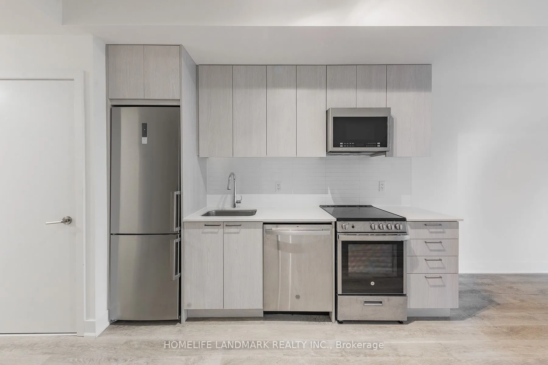 185 Deerfield Road, #223