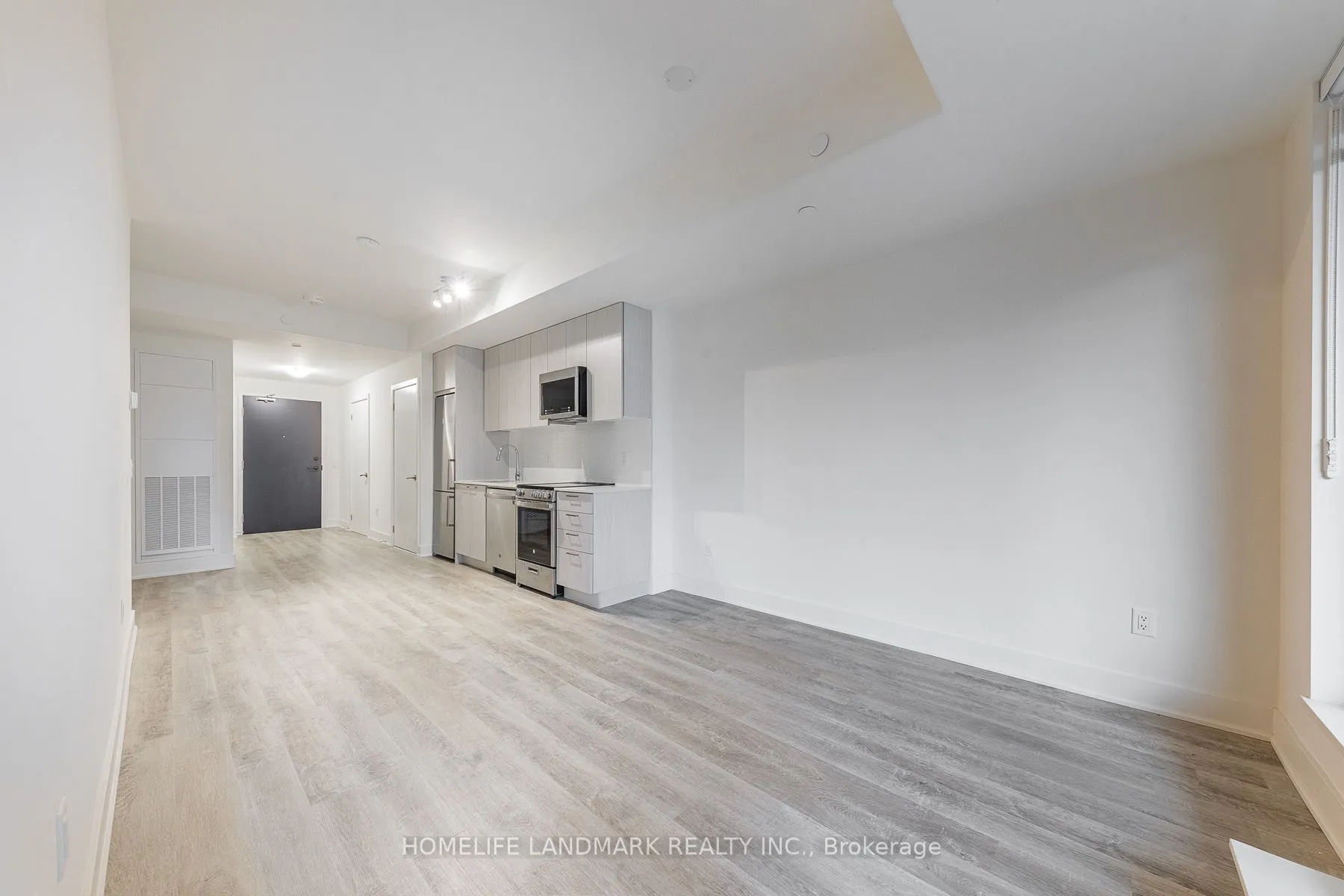 185 Deerfield Road, #223