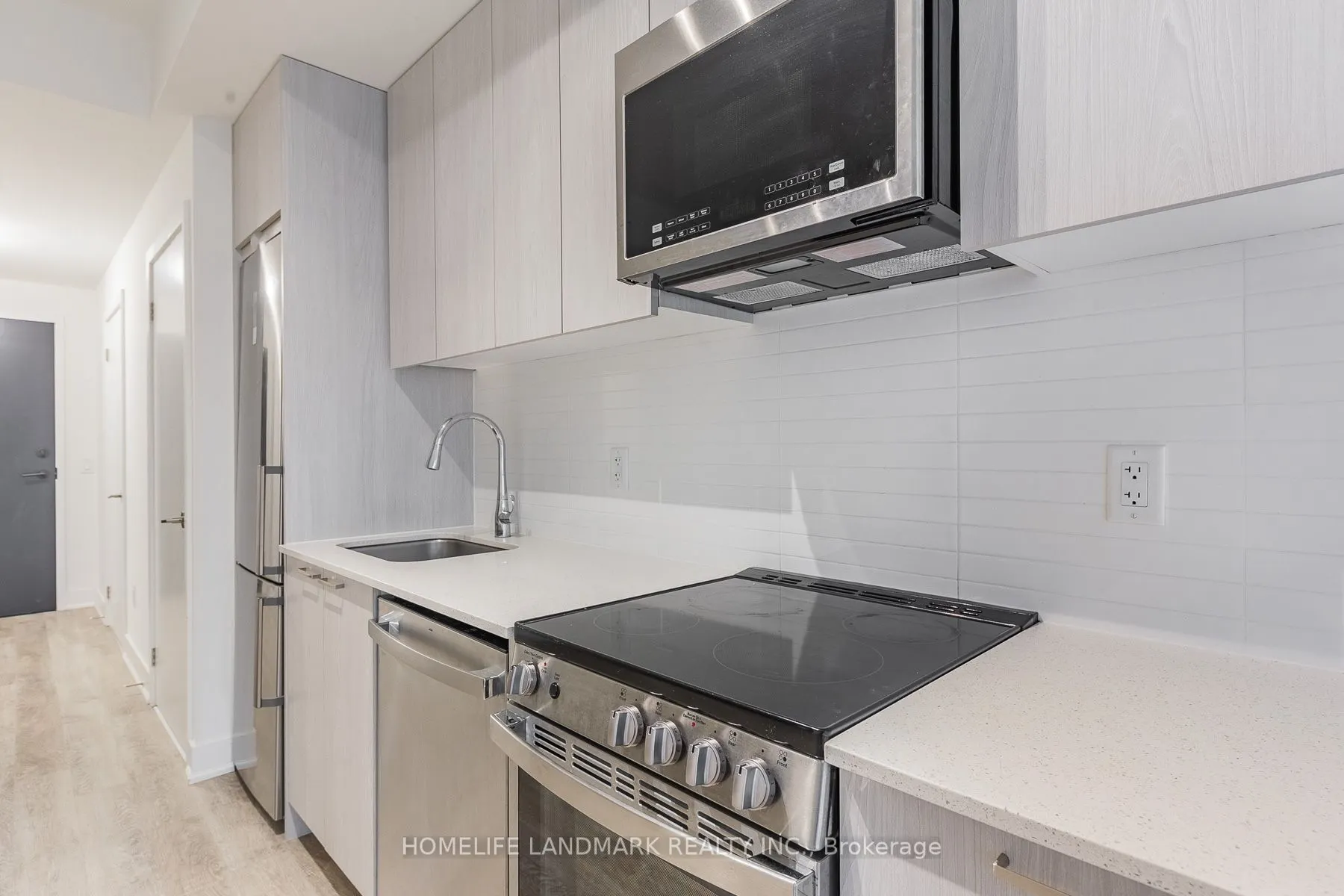 185 Deerfield Road, #223