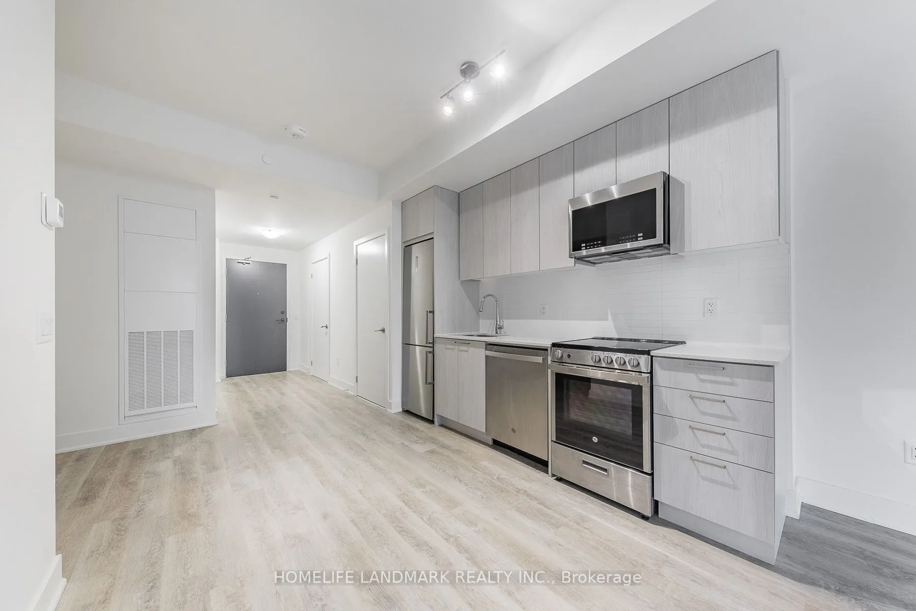 185 Deerfield Road, #223