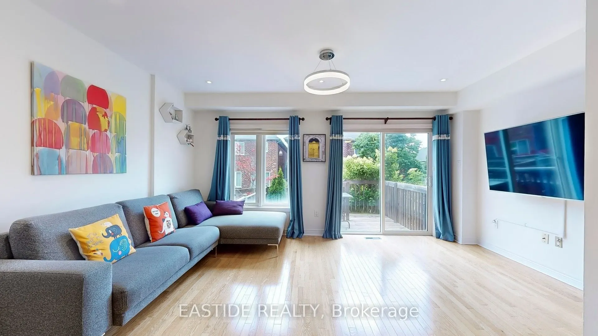 15 Christephen Crescent