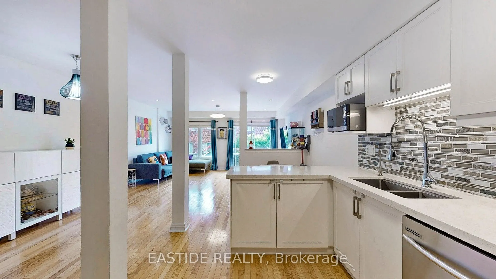 15 Christephen Crescent