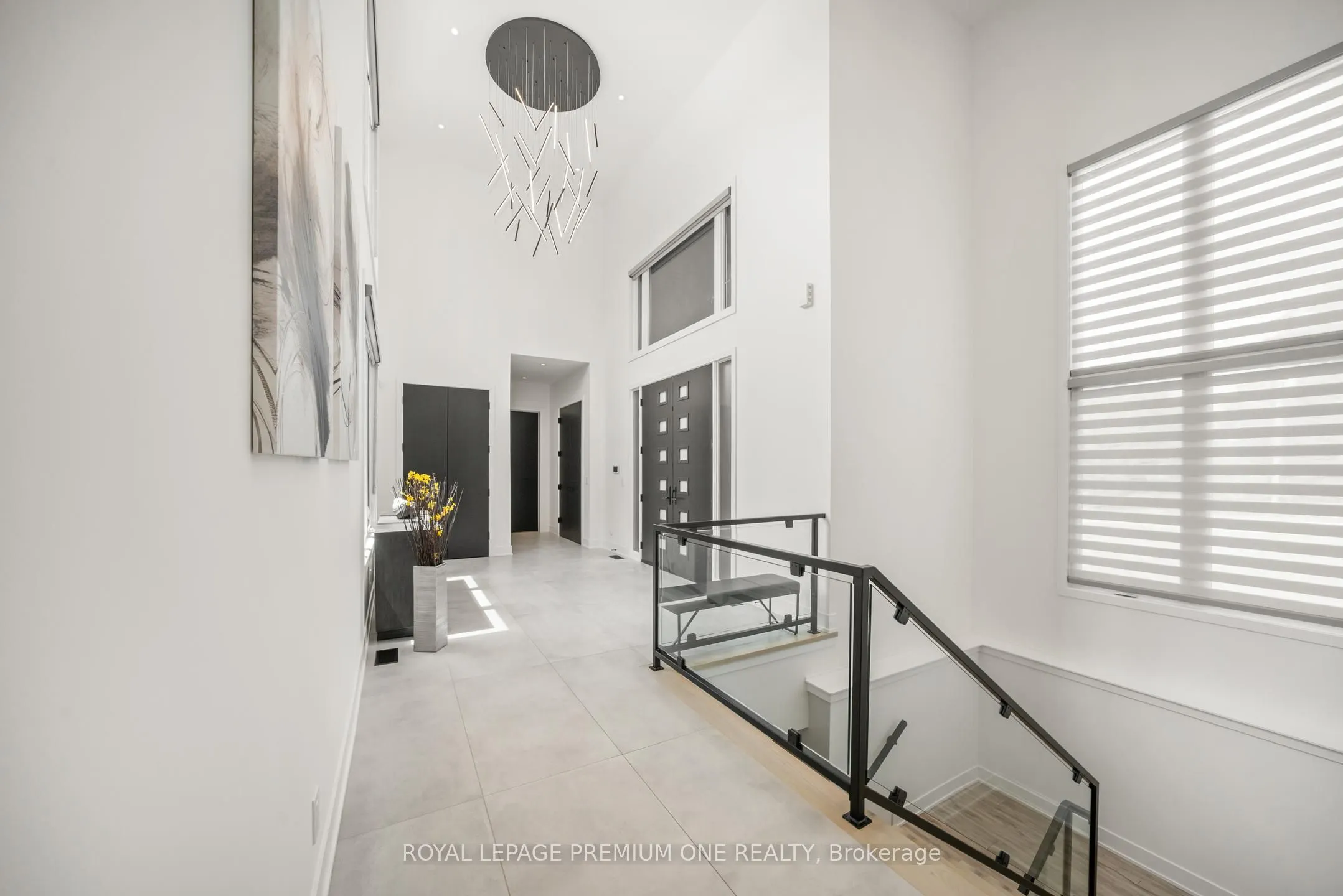 11 Hollywood Crescent