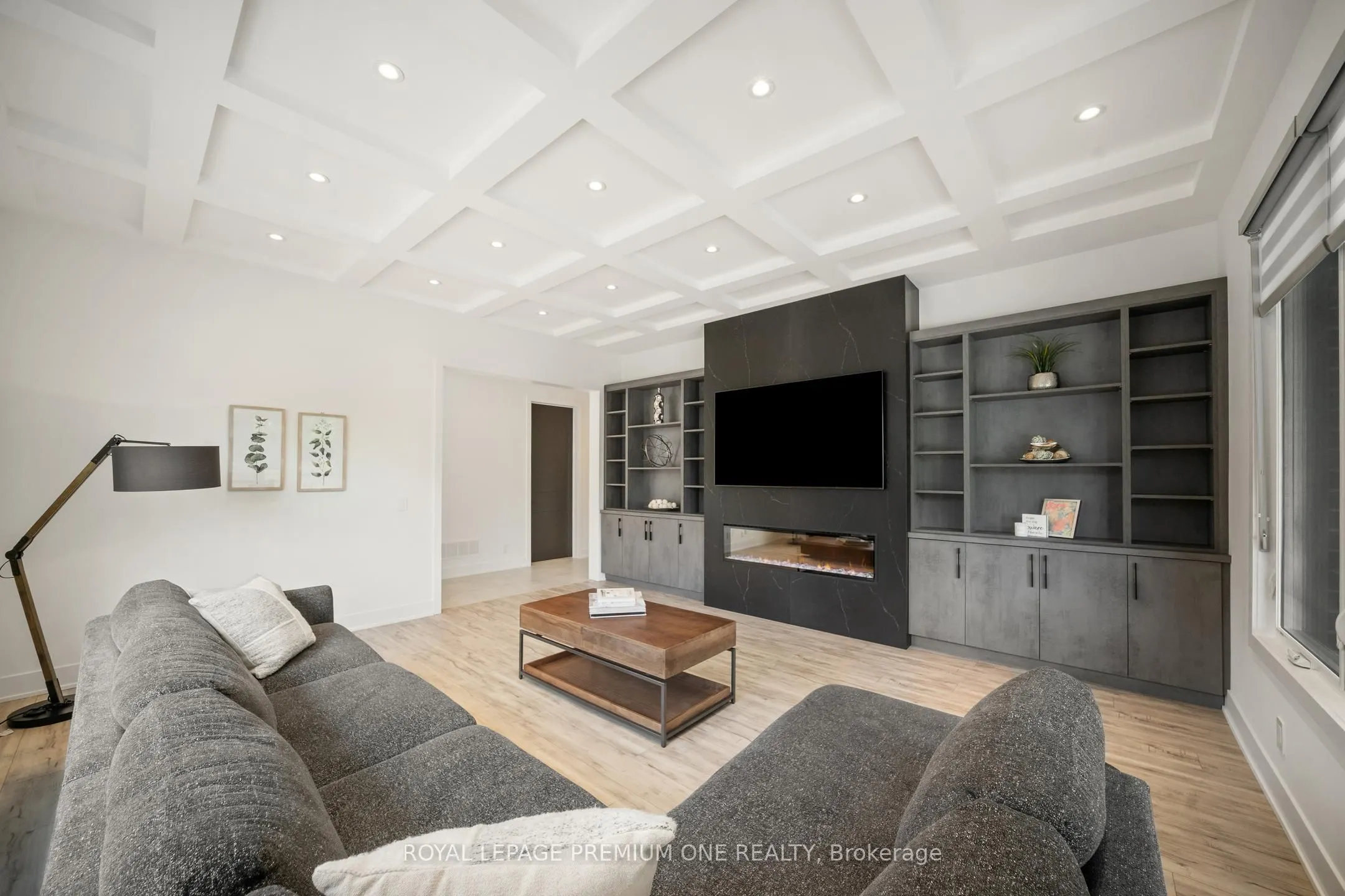 11 Hollywood Crescent