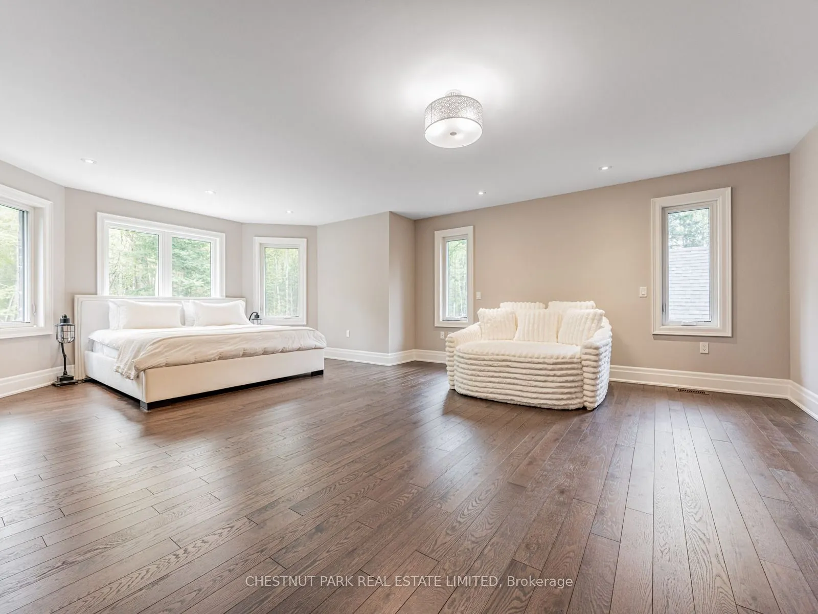 1185 Shoreview Drive