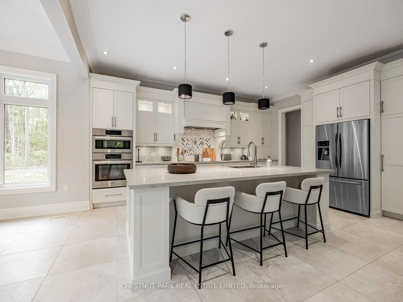 1185 Shoreview Drive