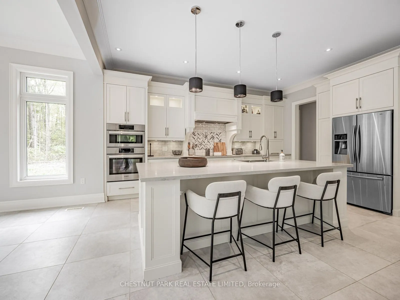 1185 Shoreview Drive