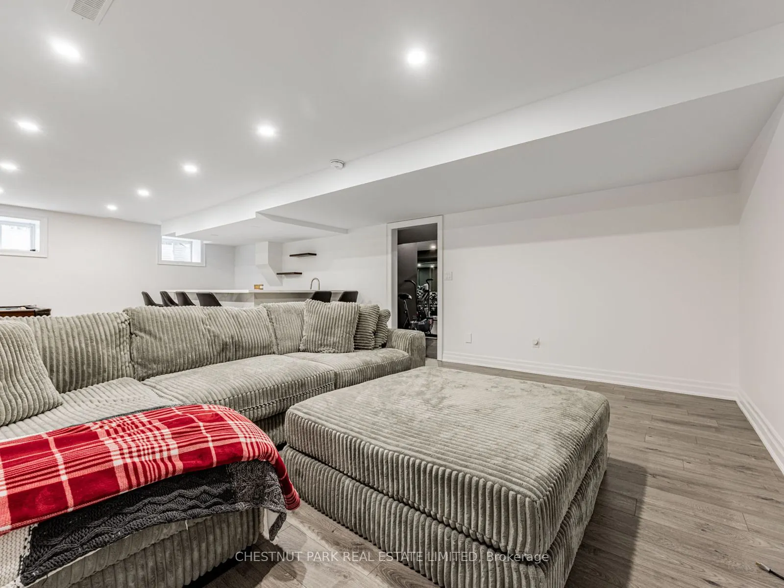 1185 Shoreview Drive