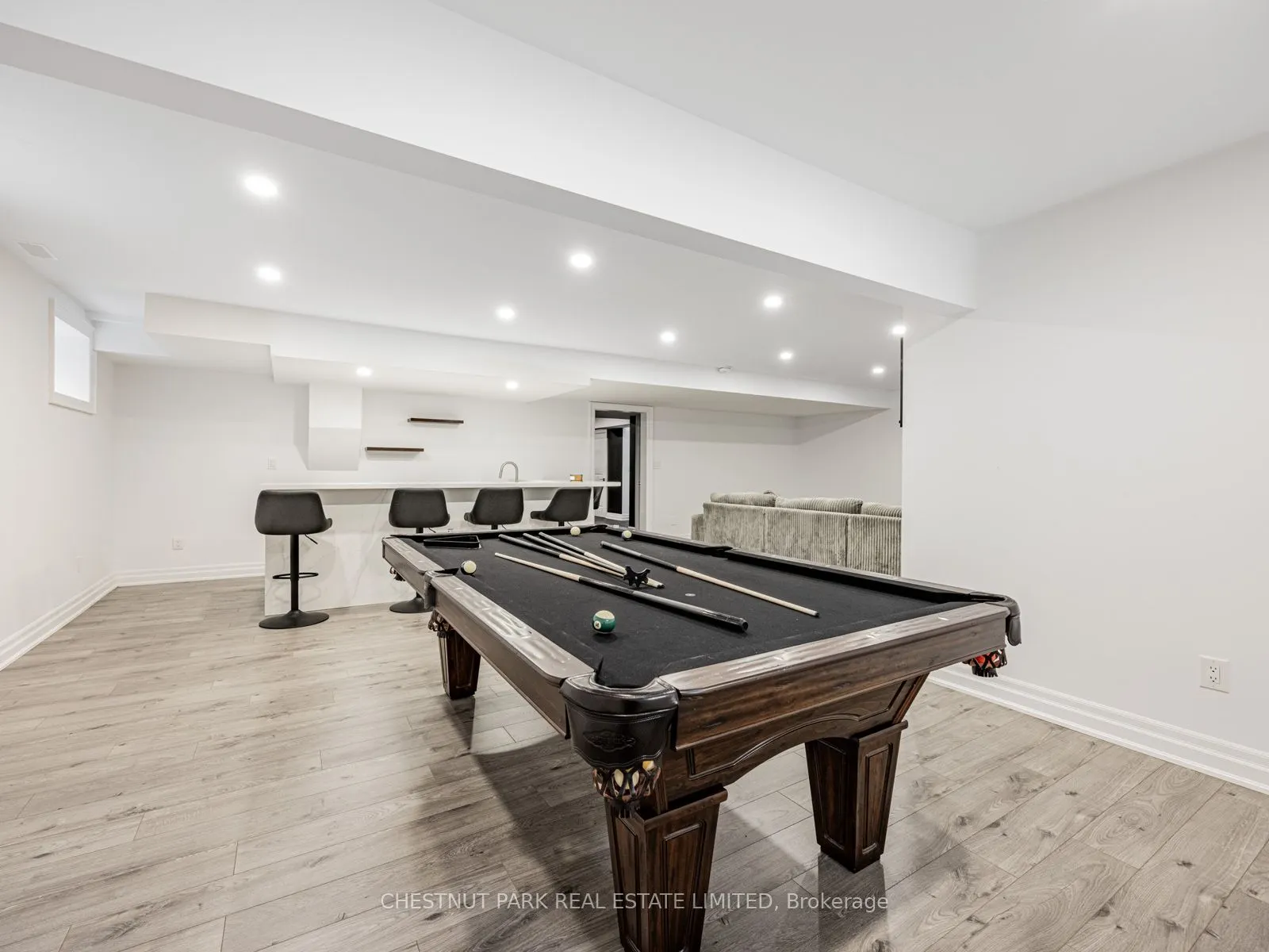 1185 Shoreview Drive