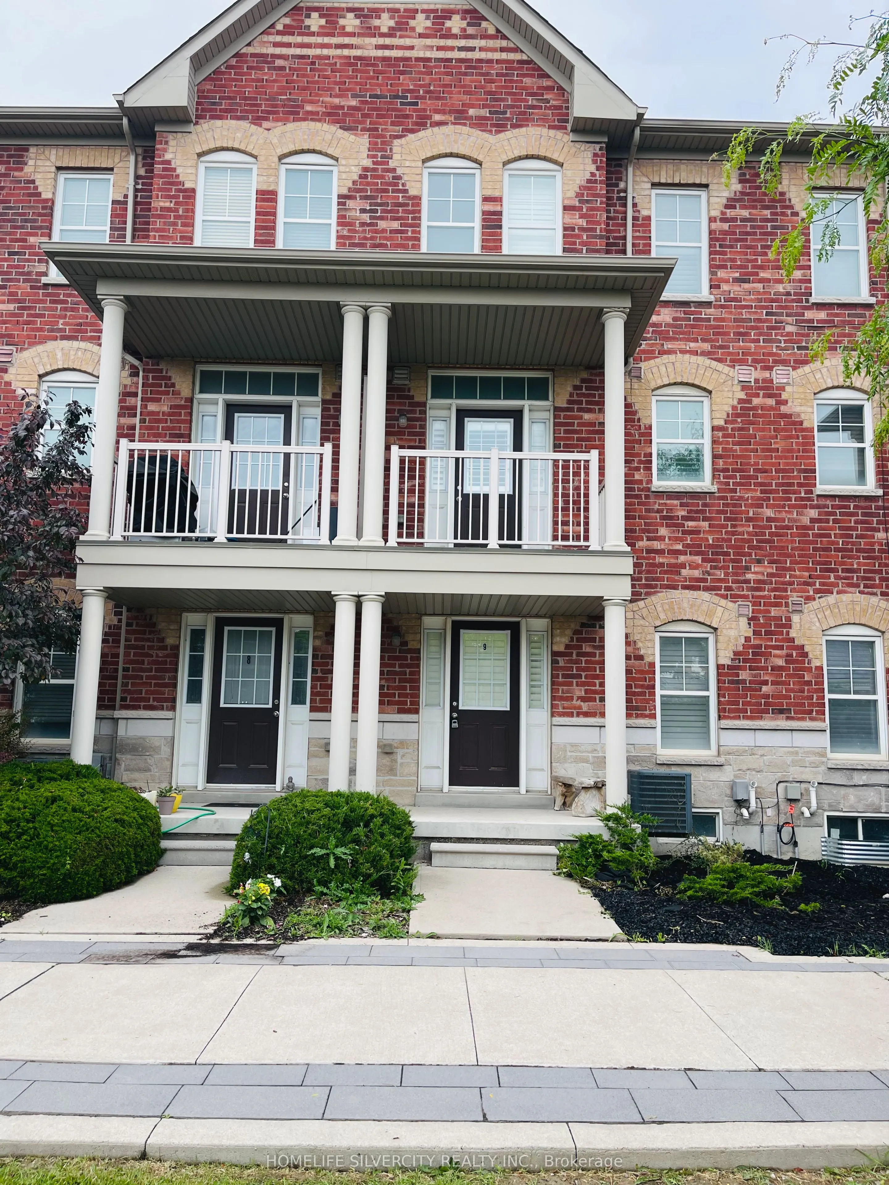 10 Porter Avenue W, #9
