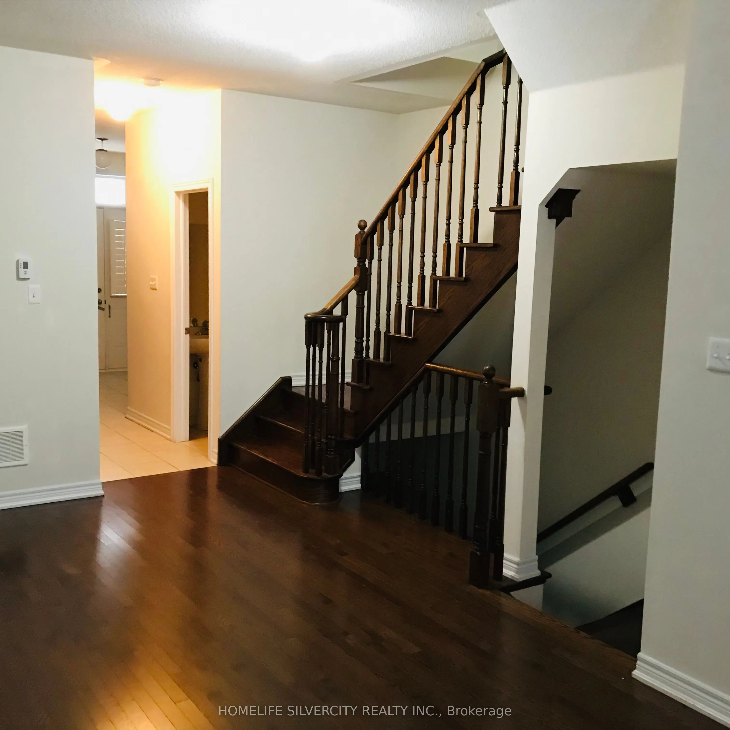 10 Porter Avenue W, #9