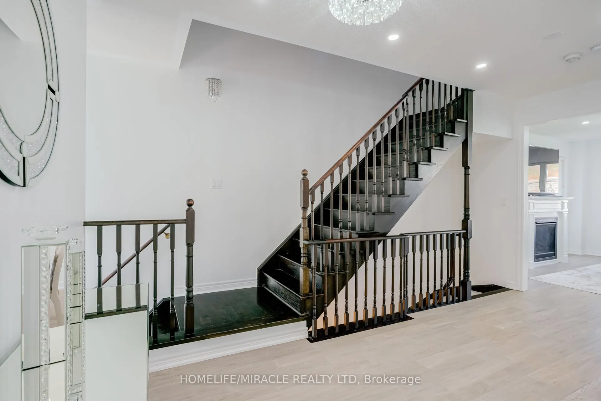 69 Sutcliffe Way