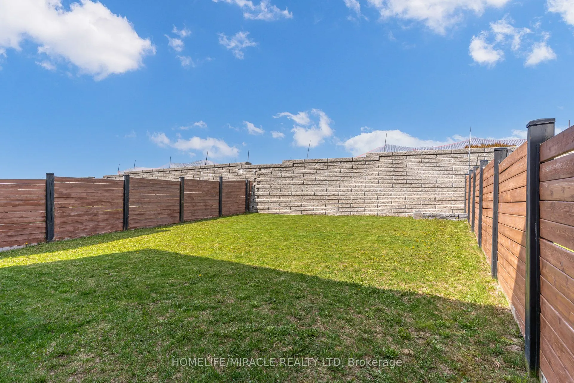 69 Sutcliffe Way