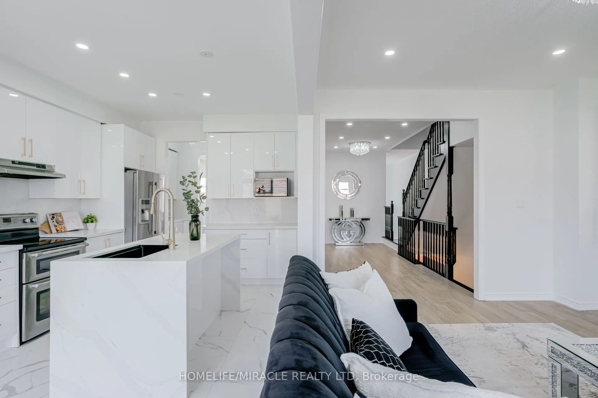 69 Sutcliffe Way