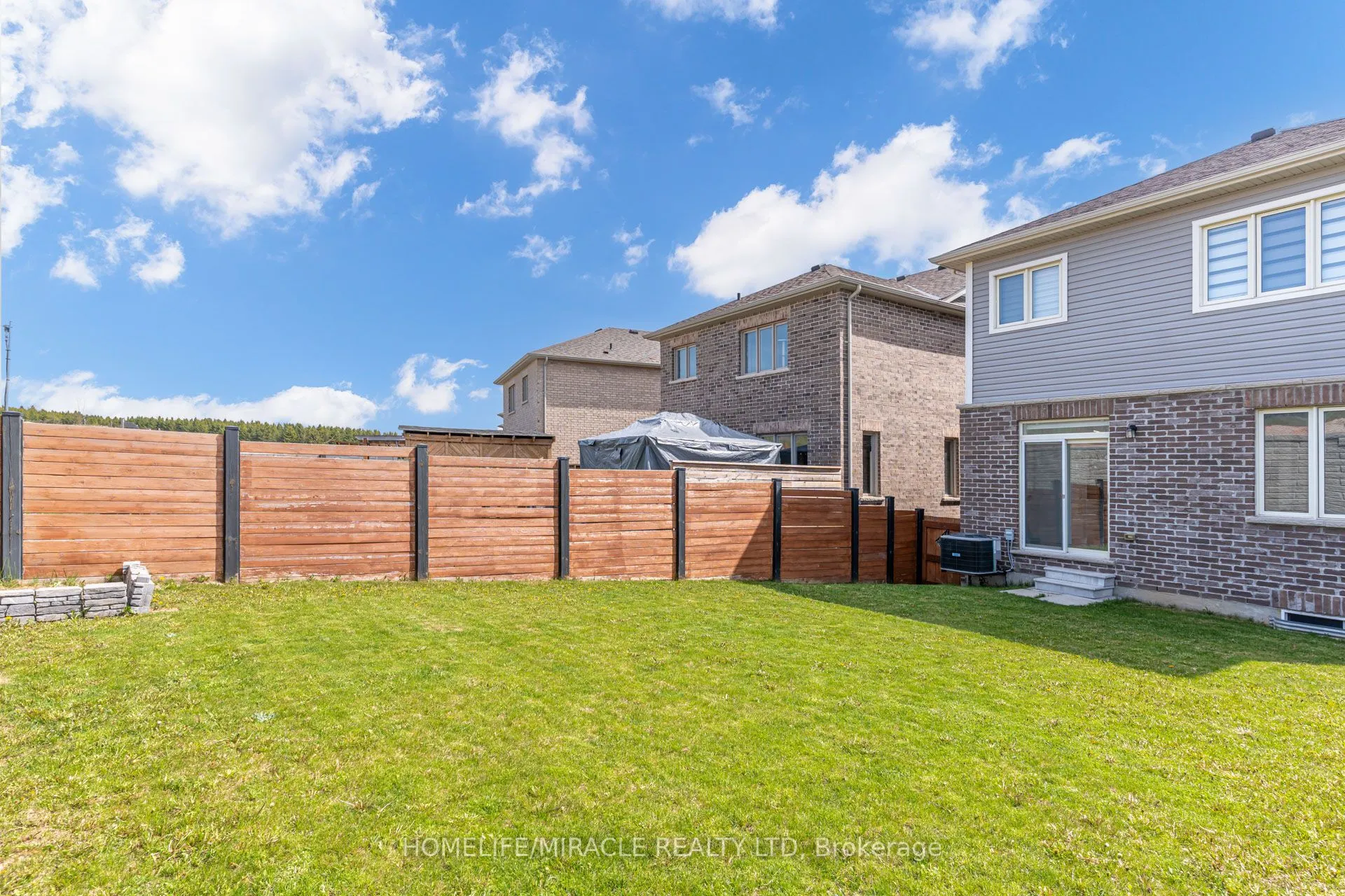 69 Sutcliffe Way
