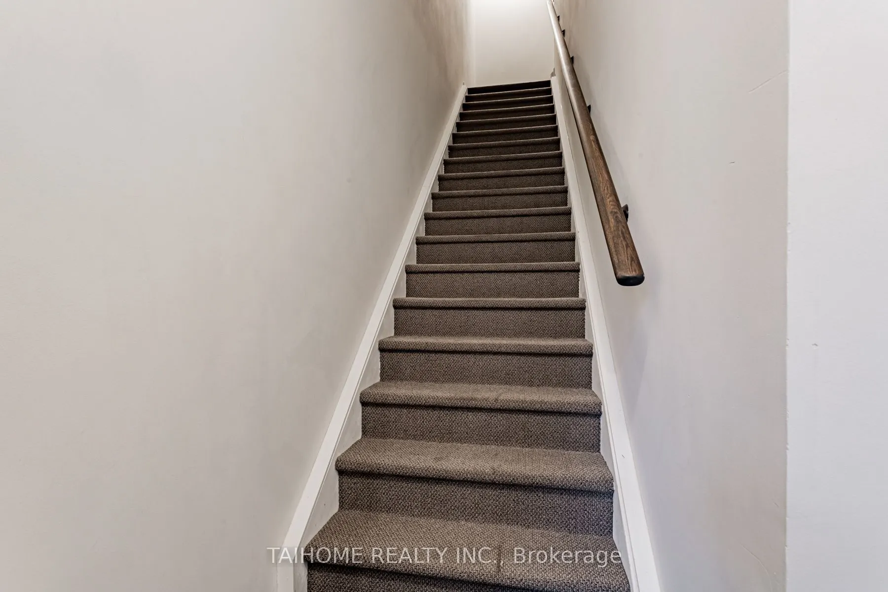 400 Alex Gardner Circle, #74