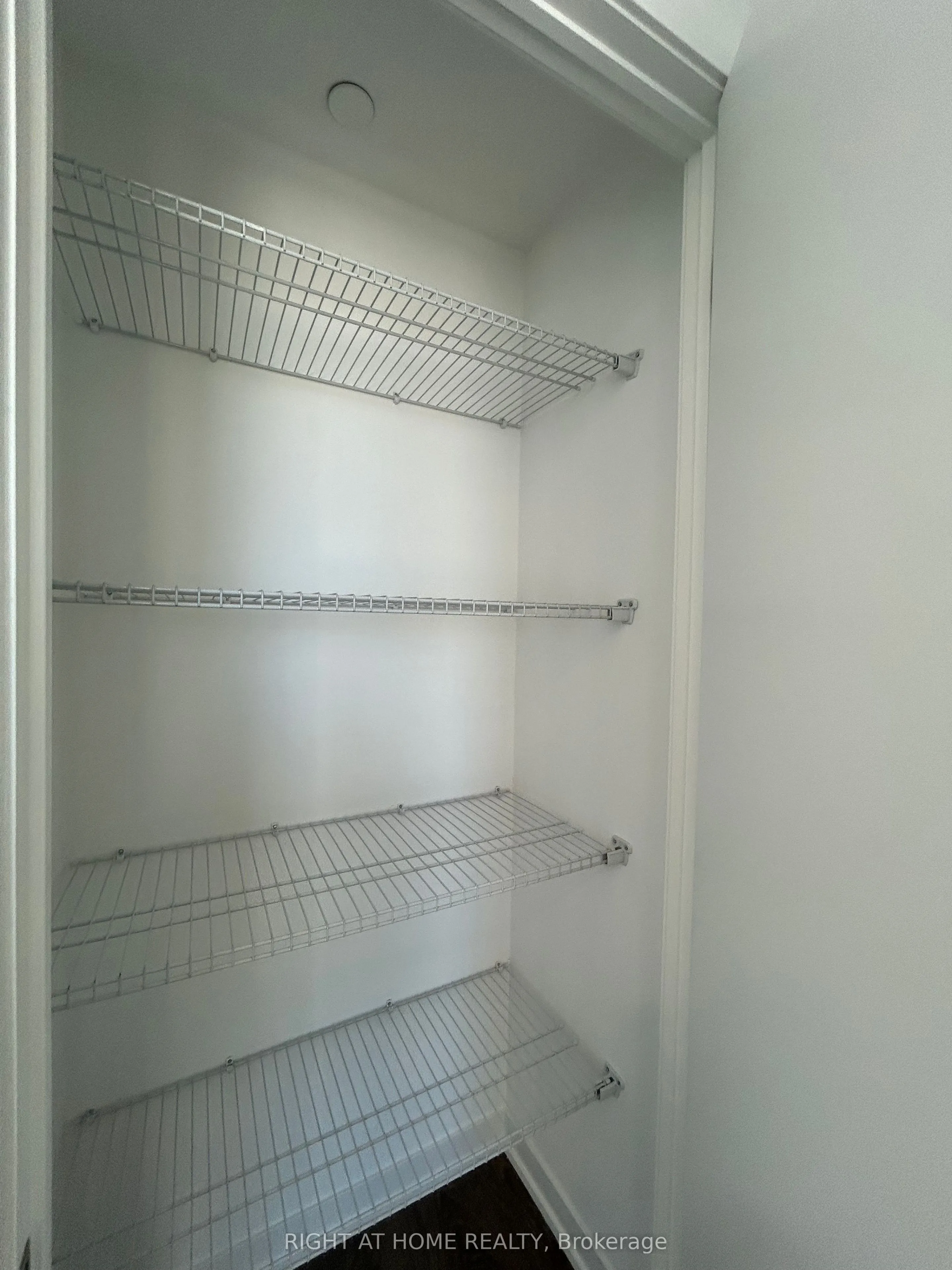 7950 Bathurst Street, #1023