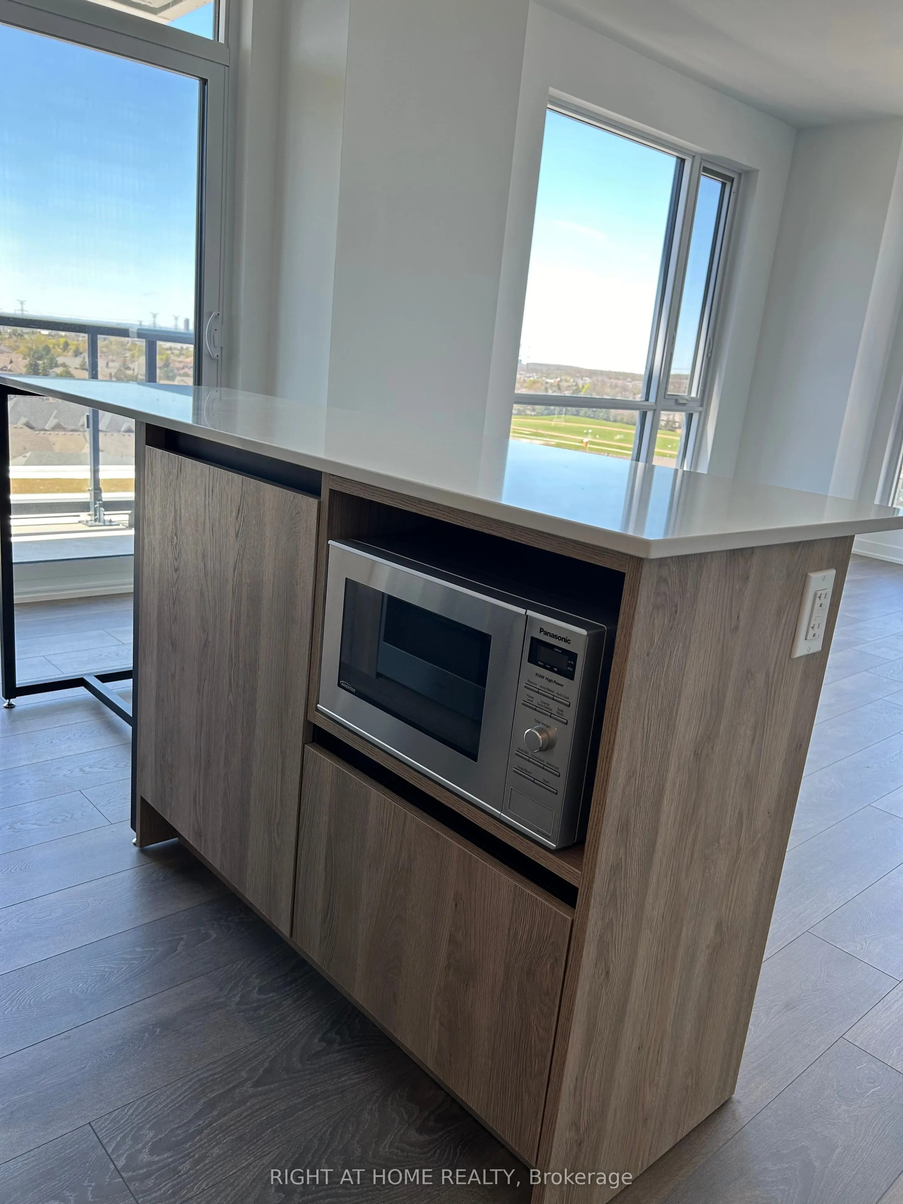 7950 Bathurst Street, #1023