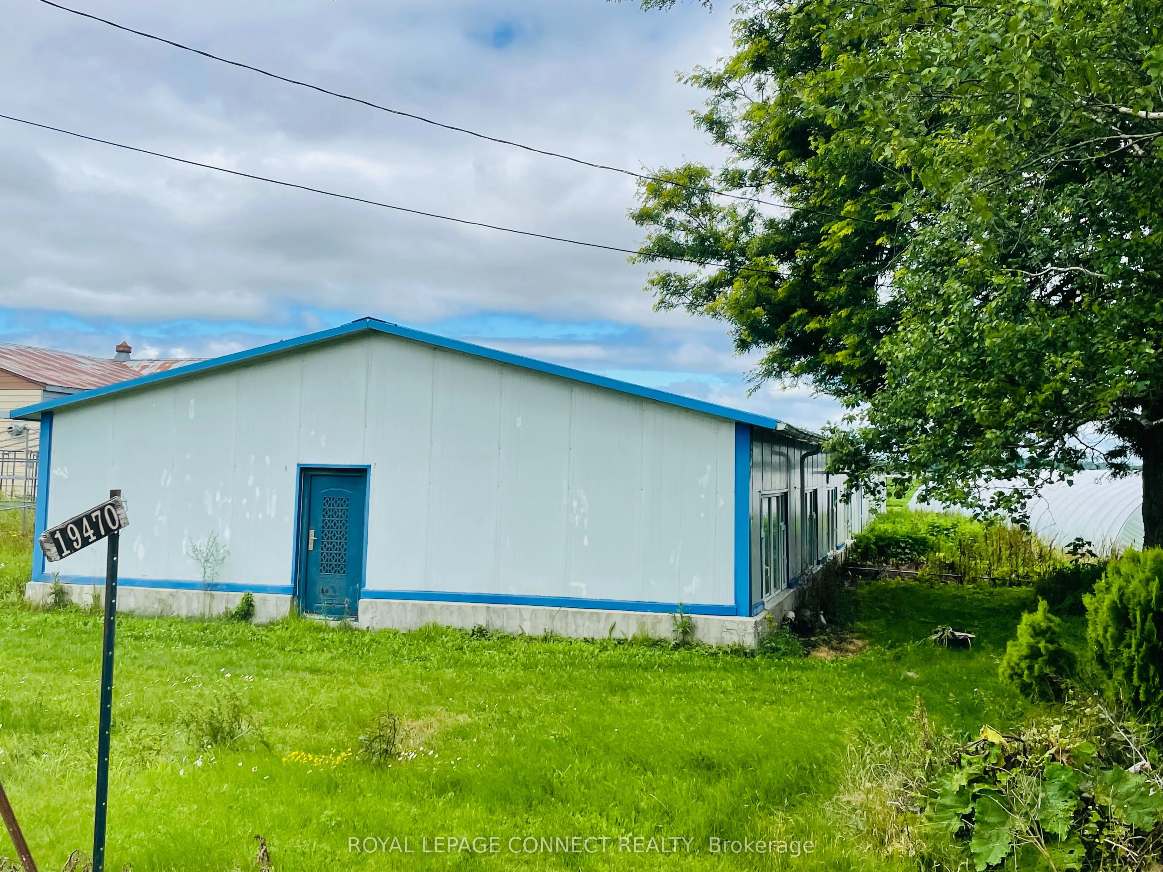 19470 Dufferin Street, #1