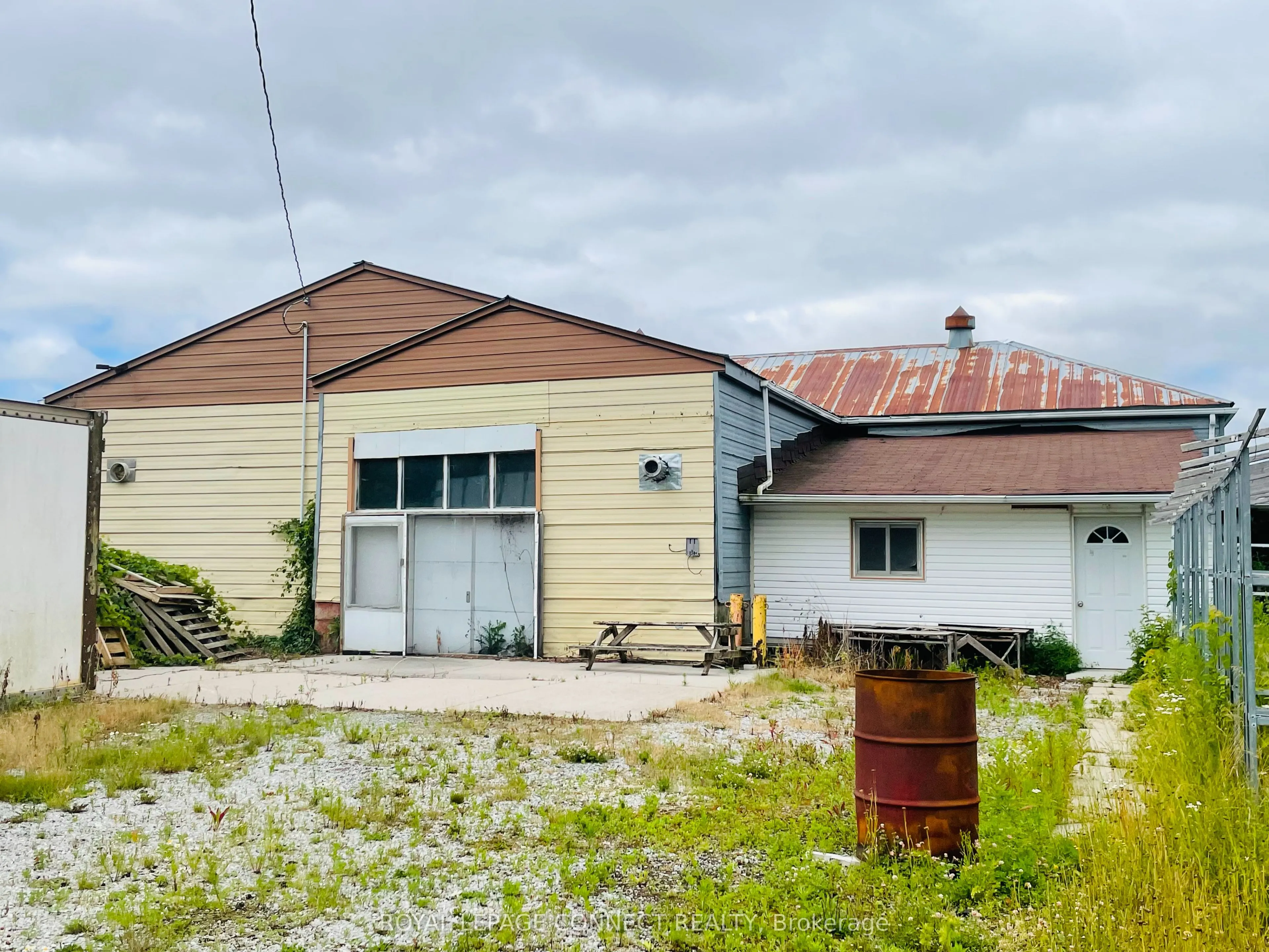 19470 Dufferin Street, #2