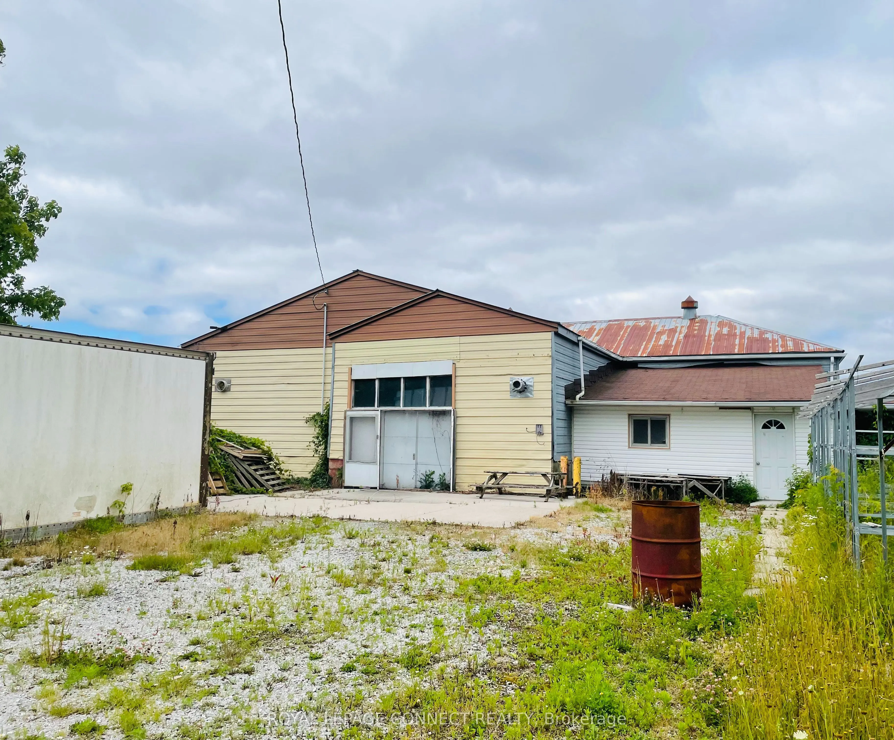 19470 Dufferin Street, #2