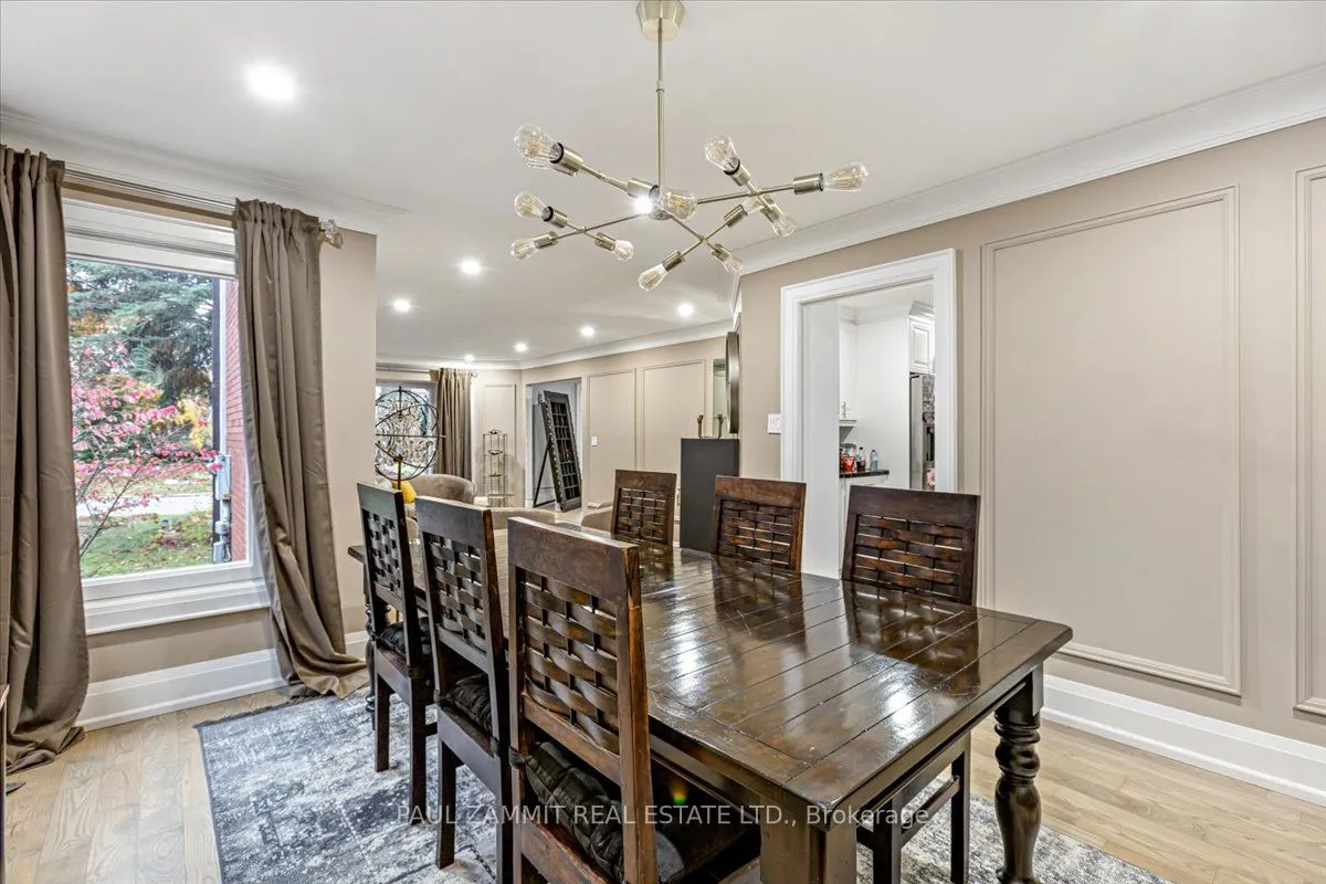 20 Ladyslipper Court