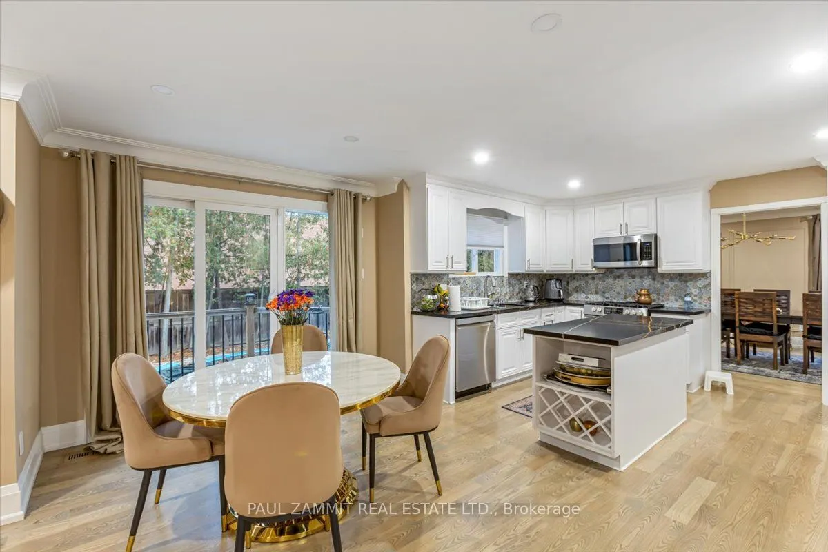 20 Ladyslipper Court