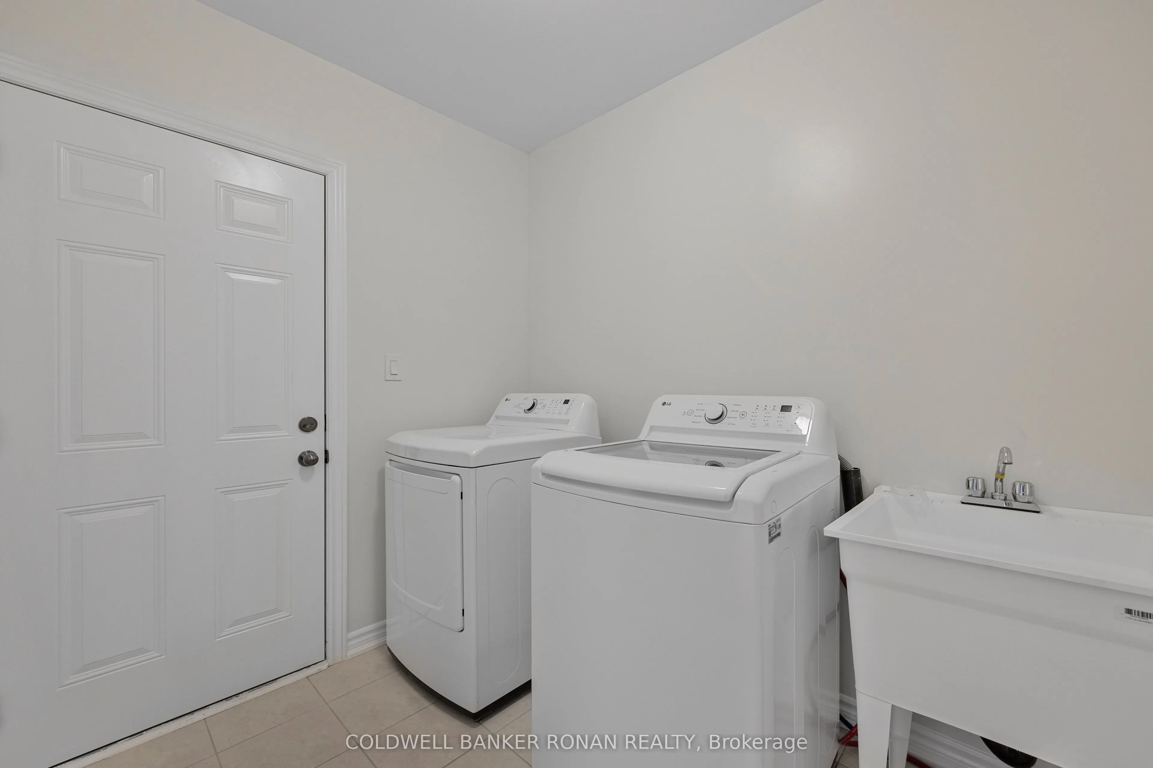 23 Fenn Crescent