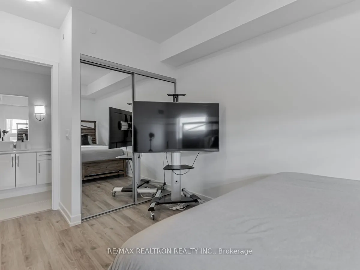271 Sea Ray Avenue, #B318