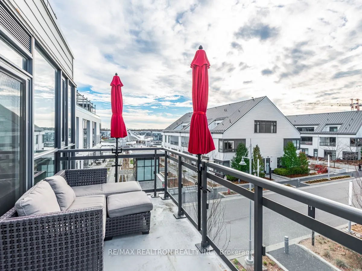 271 Sea Ray Avenue, #B318