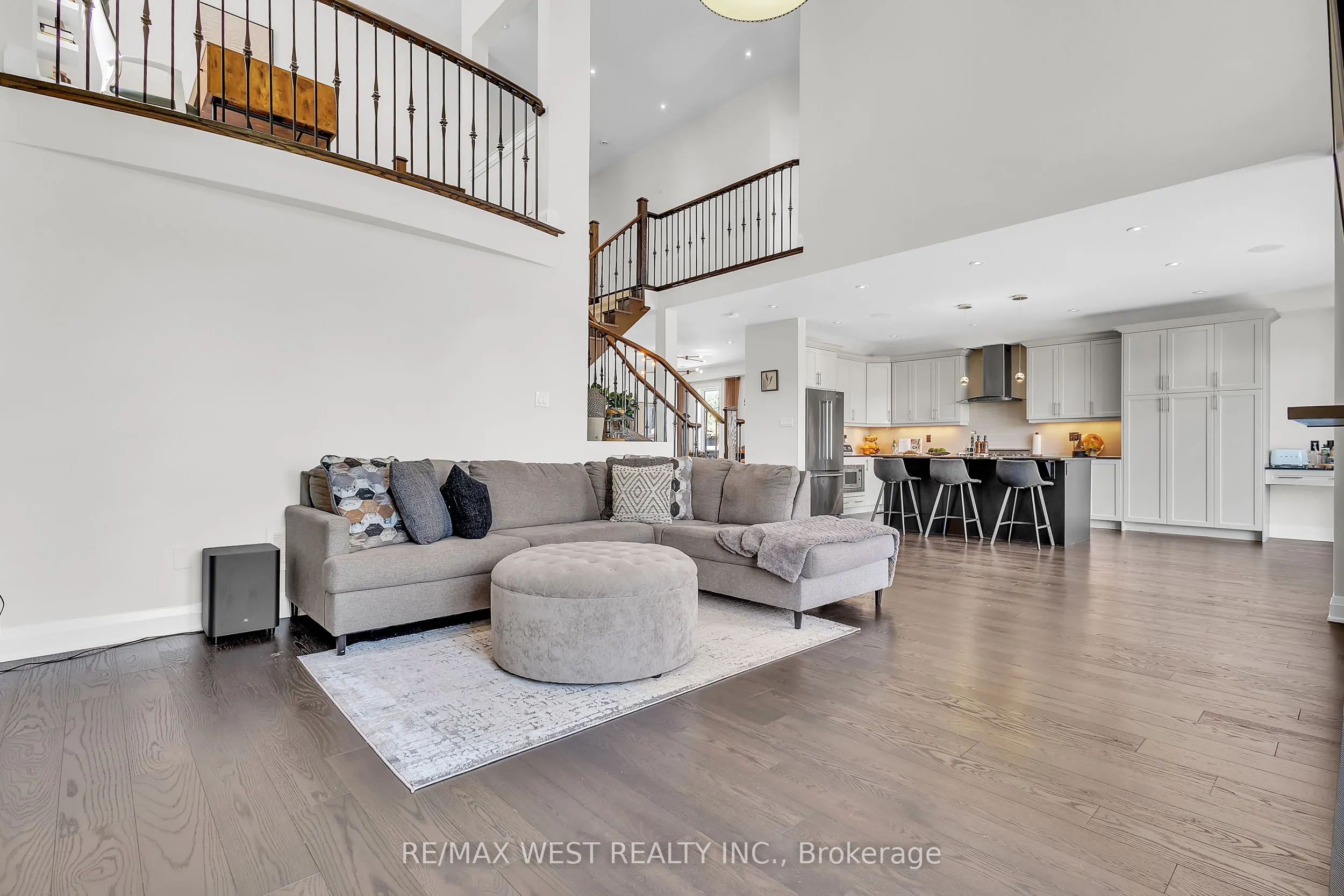 41 Pelee Avenue