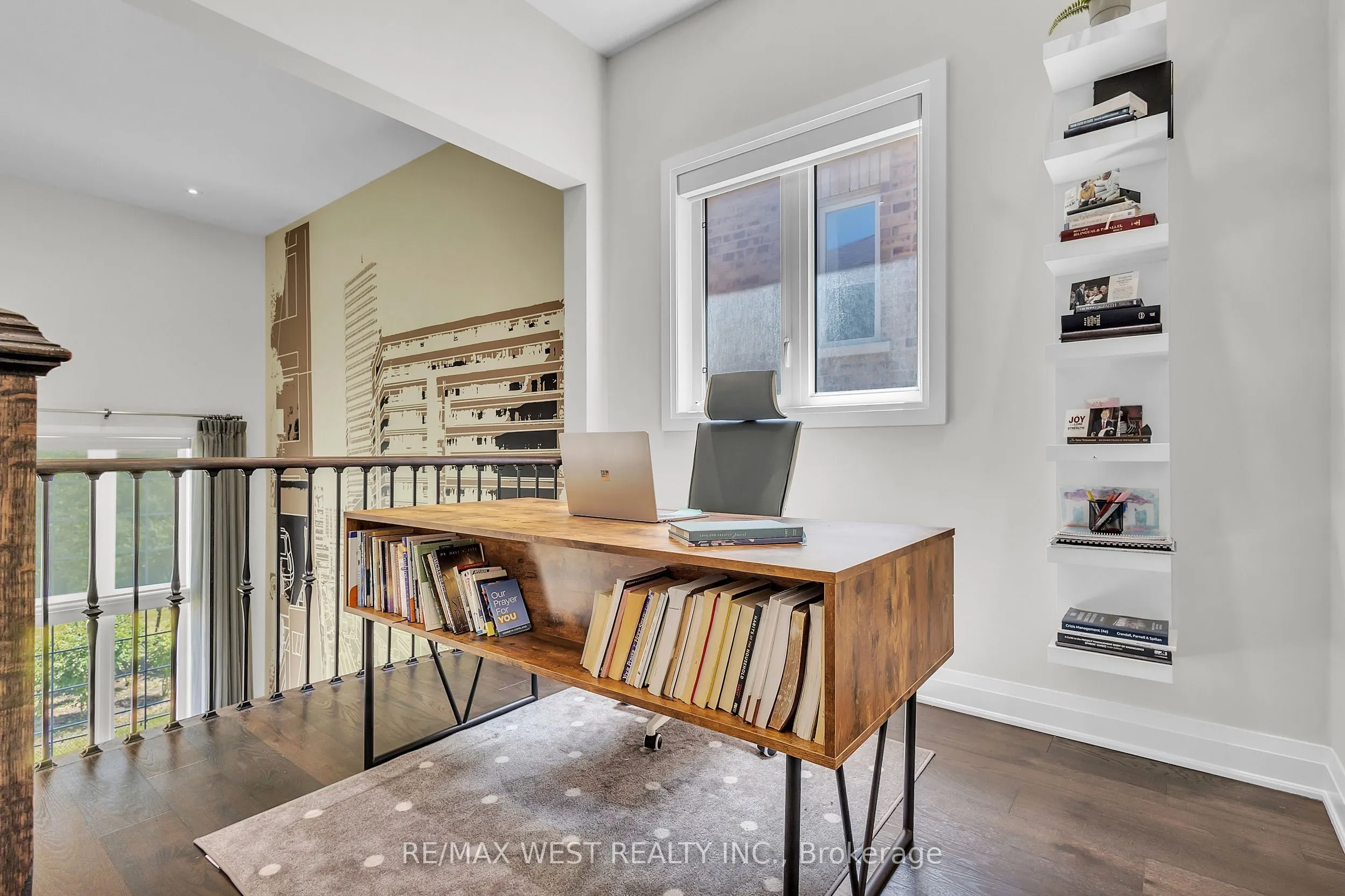 41 Pelee Avenue