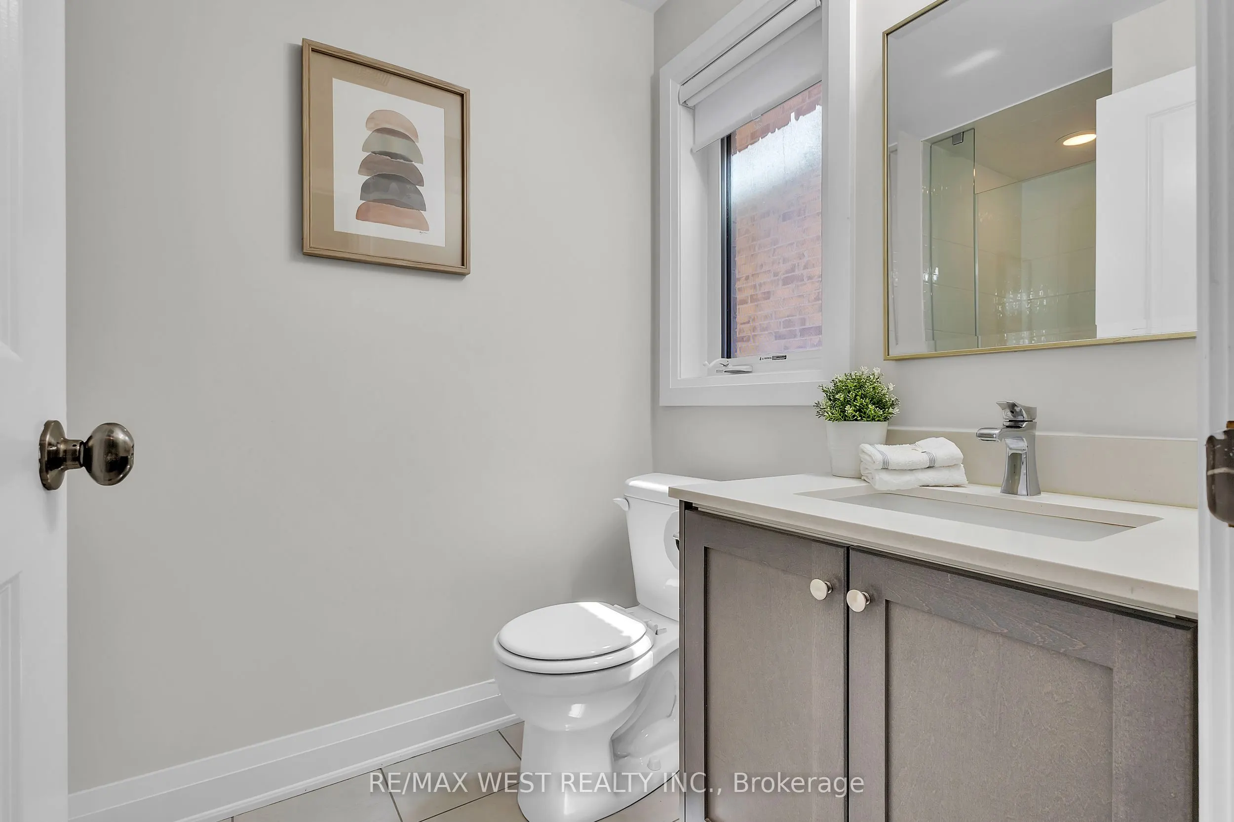 41 Pelee Avenue