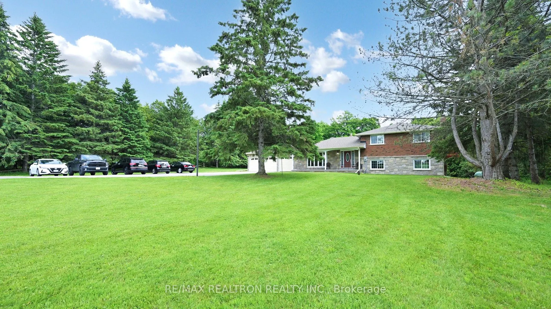 2521 Mt Albert Road