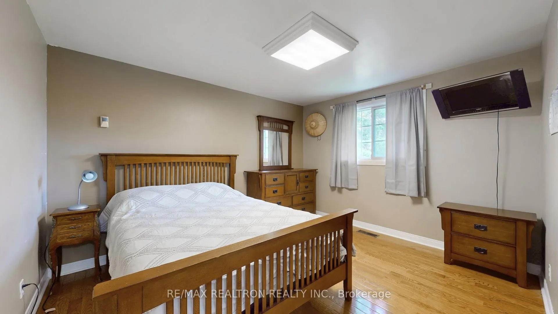 2521 Mt Albert Road